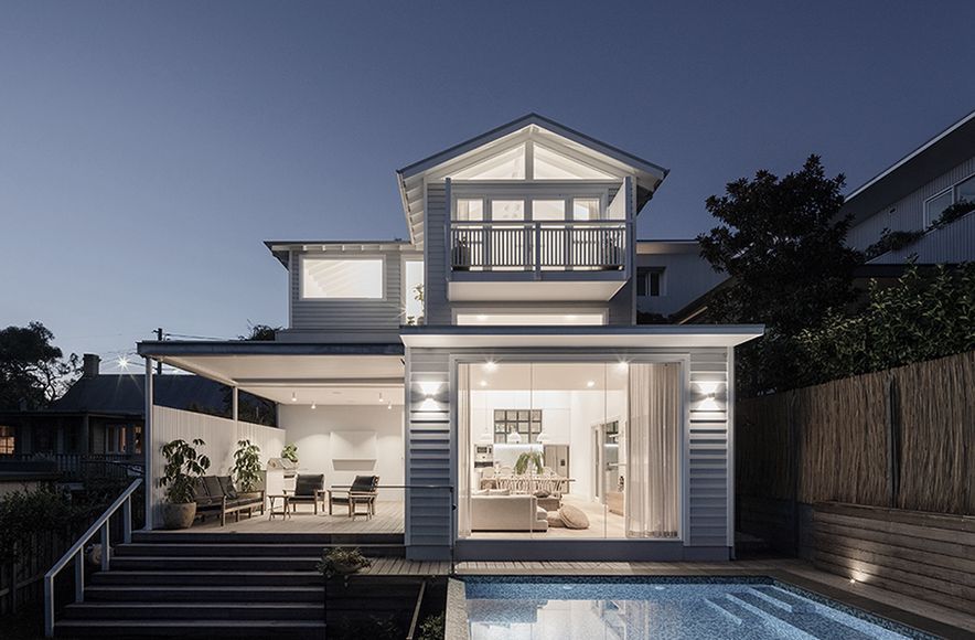 Clovelly House