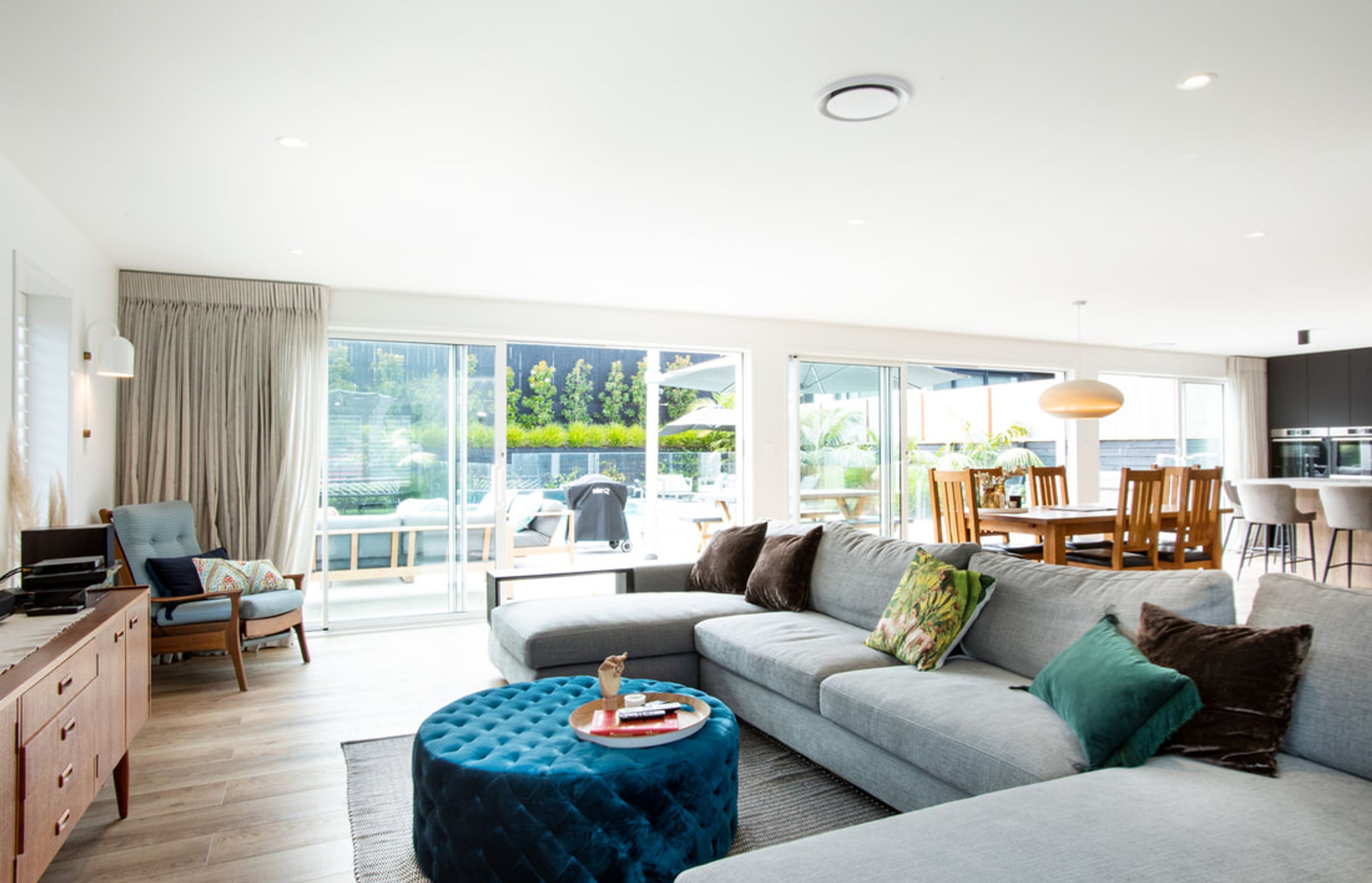 Complete Refurbishment Provides Perfect Indoor, Outdoor Flow!