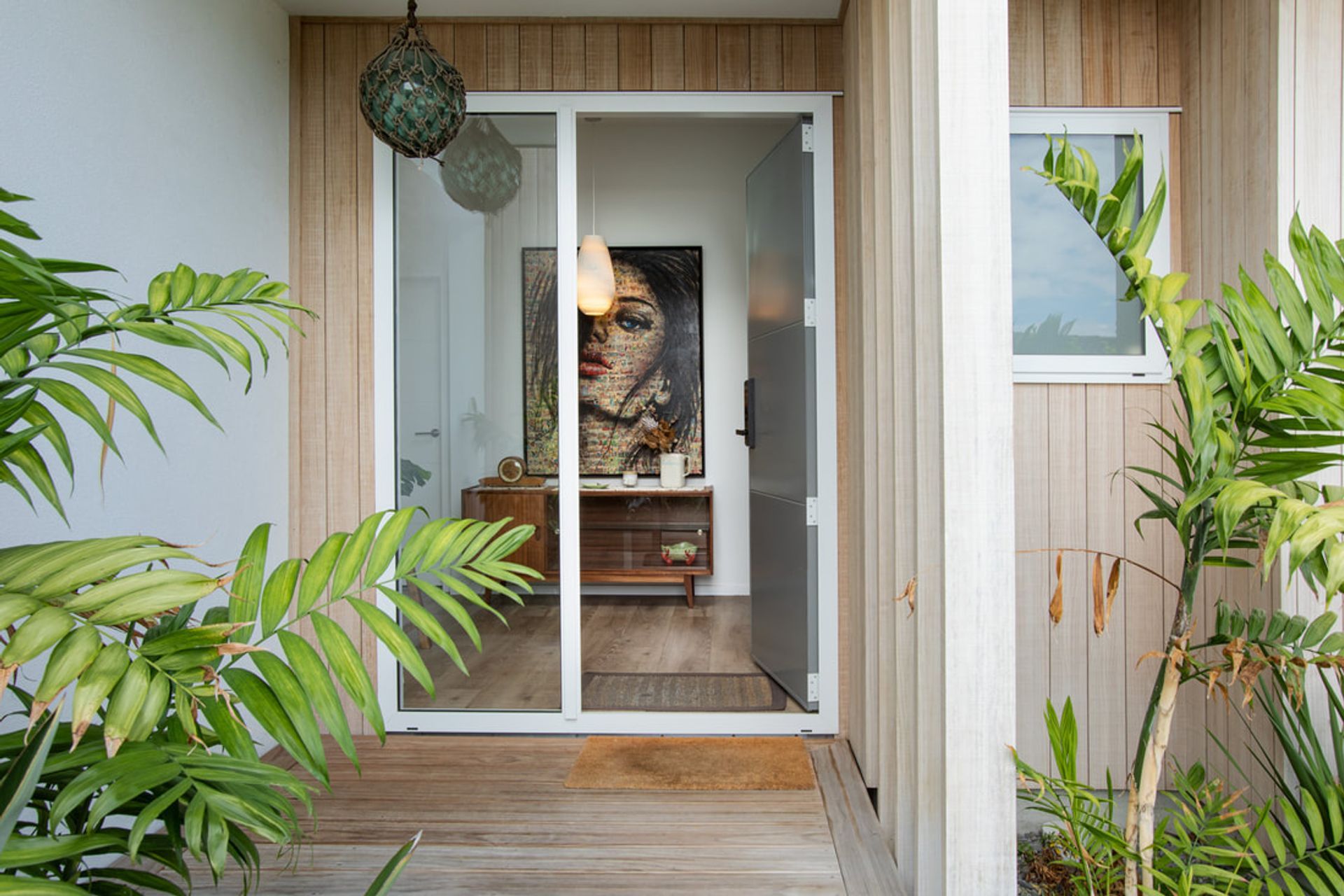 Complete Refurbishment Provides Perfect Indoor, Outdoor Flow!