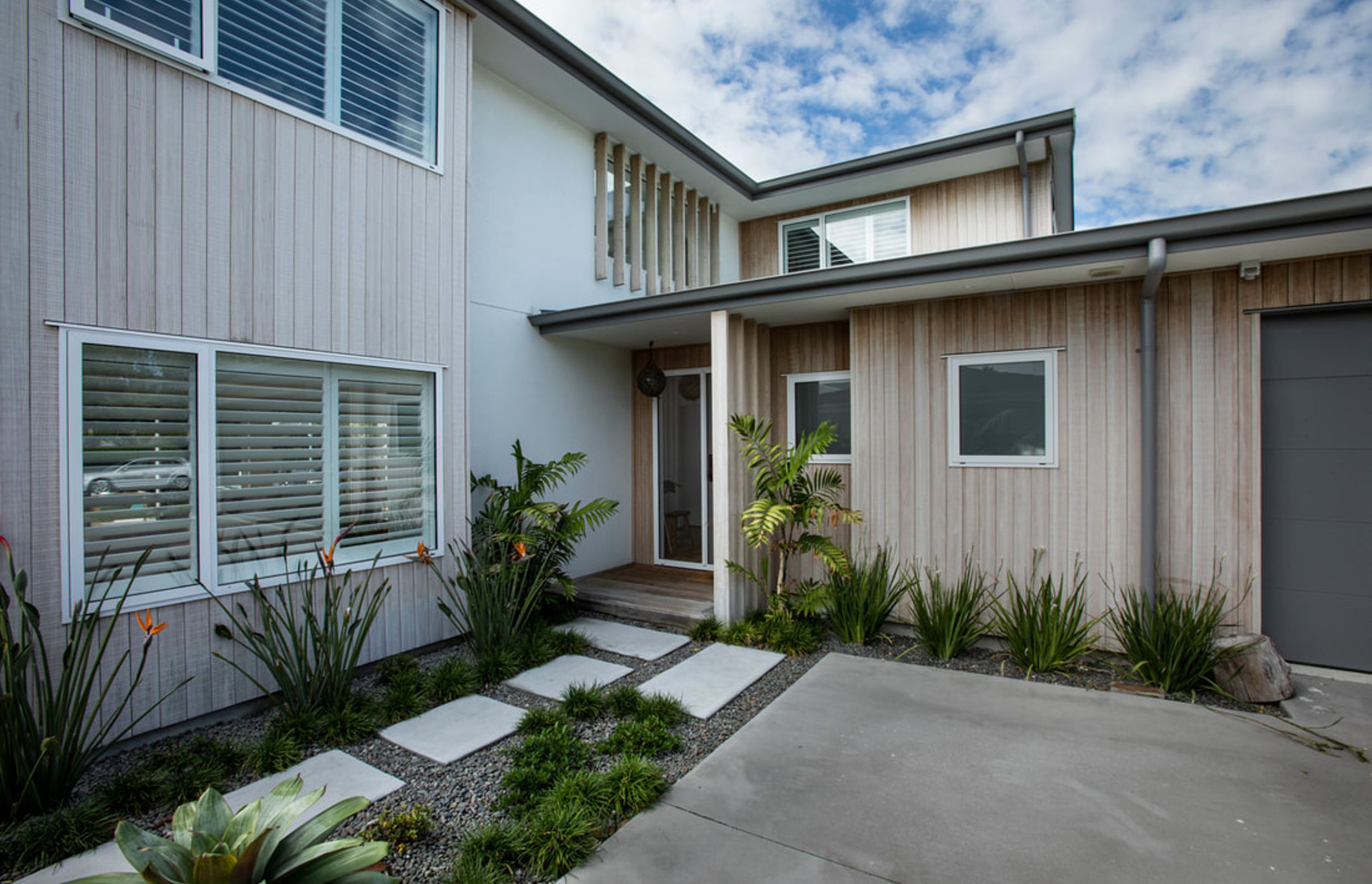 Complete Refurbishment Provides Perfect Indoor, Outdoor Flow!