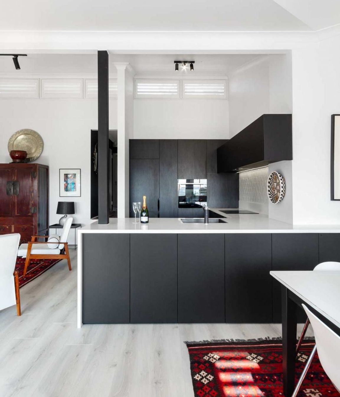 modern-kitchen-design-sydney-bosch-smeg-blanco-black-cabinets-white-benchtop-1a-1084x1626.jpg