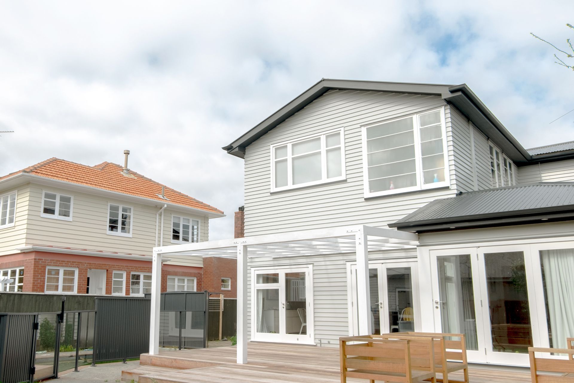 Toon Crescent, Epuni