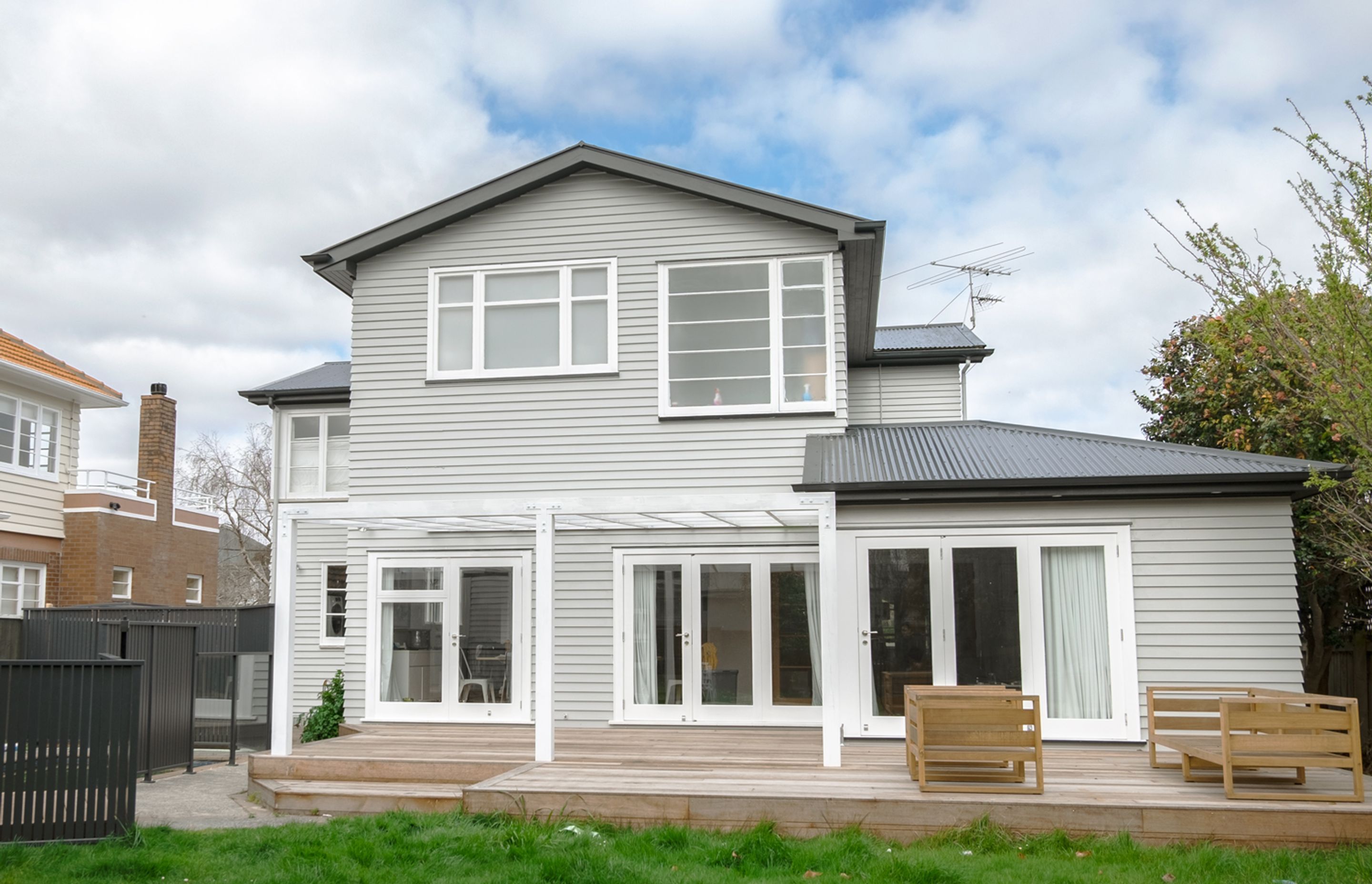Toon Crescent, Epuni