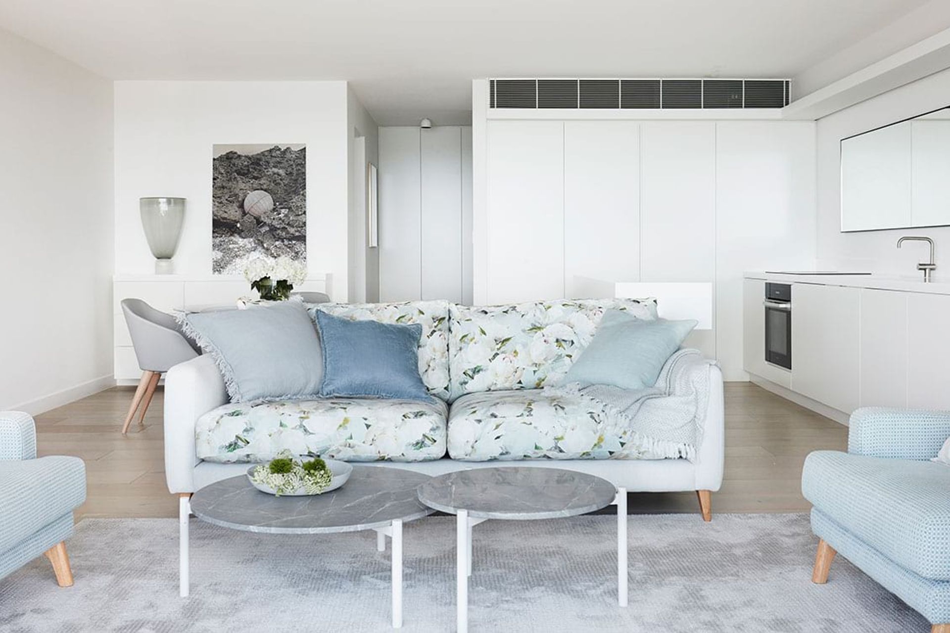 Elizabeth Bay Apartment