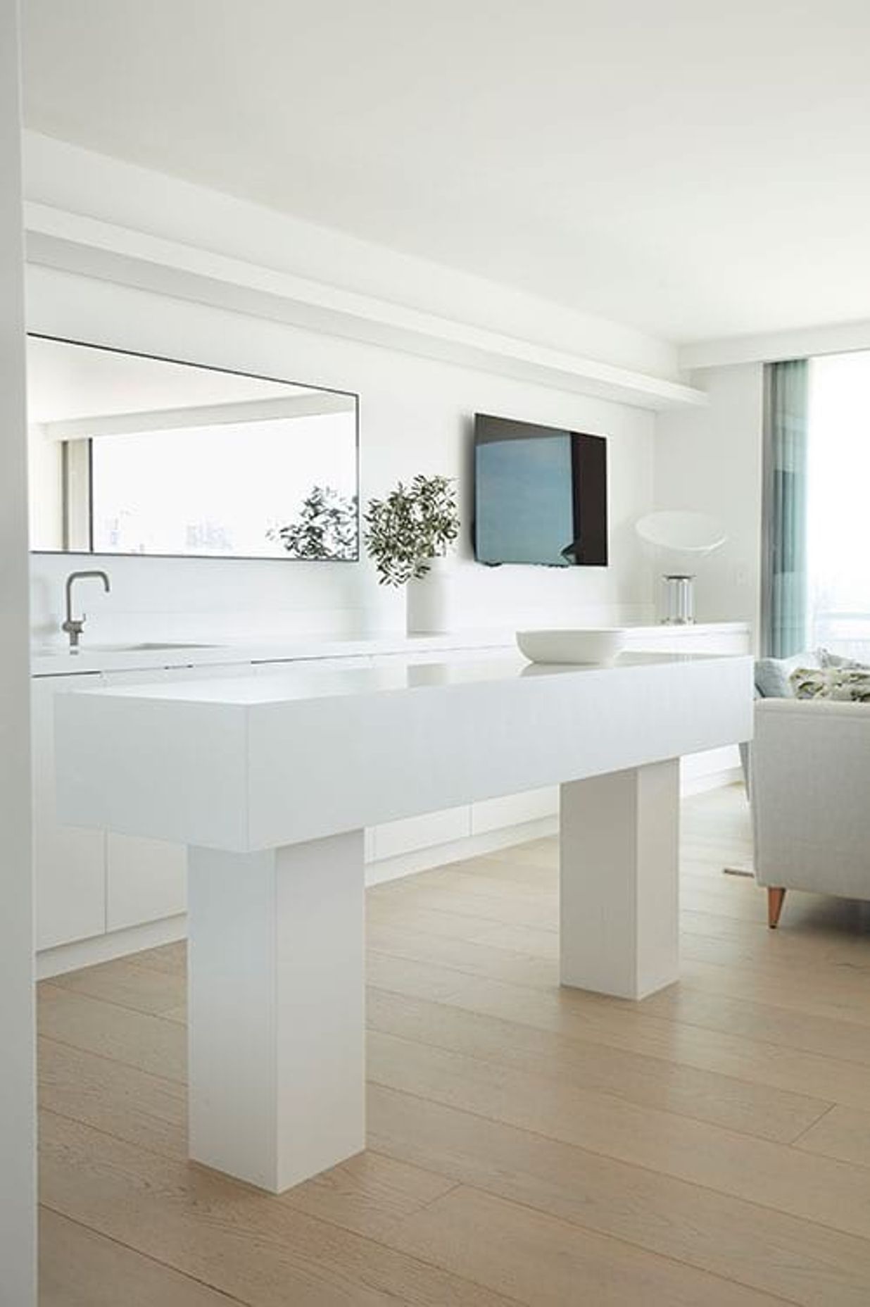 Elizabeth Bay Apartment