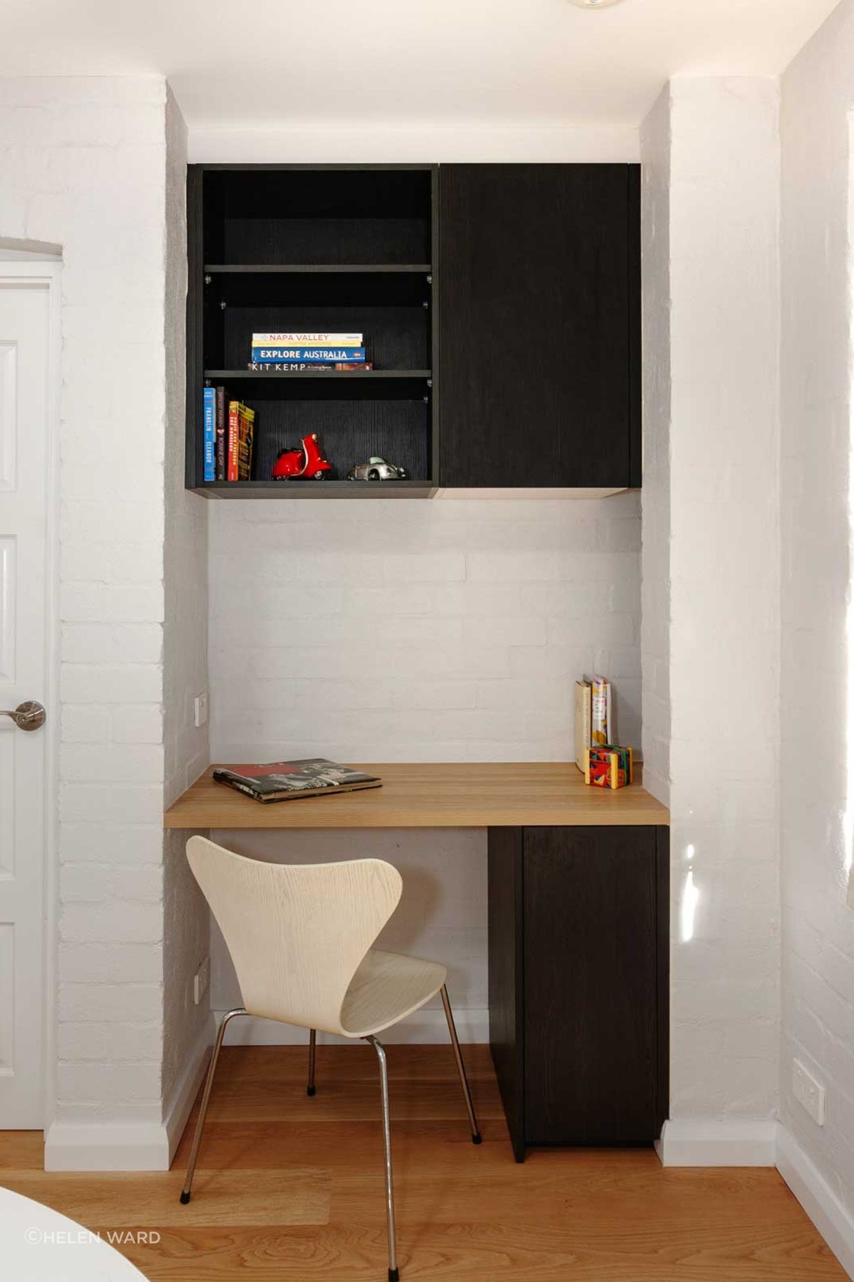 polytec-study-desk-design-premier-kitchens-australia.jpg