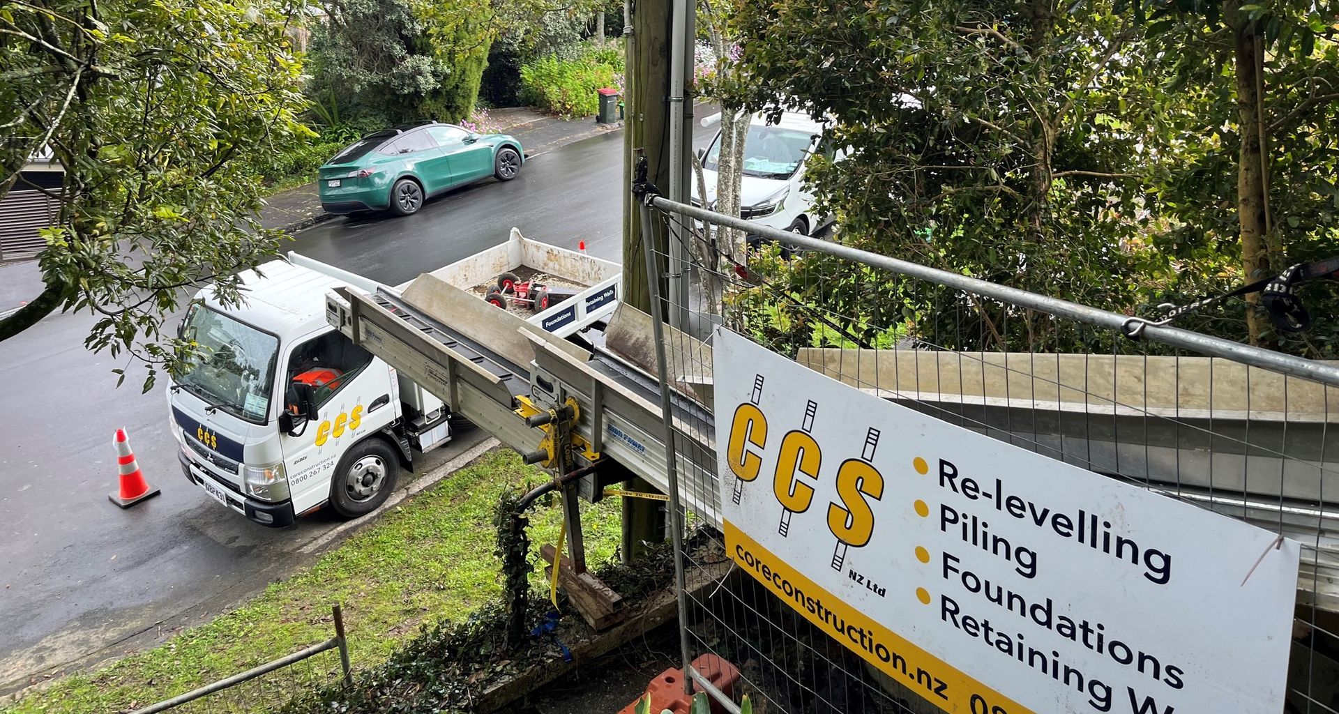 Tohunga Crescent, Parnell - Full House Re-levelling, Re-piling, Retaining and Basement work banner