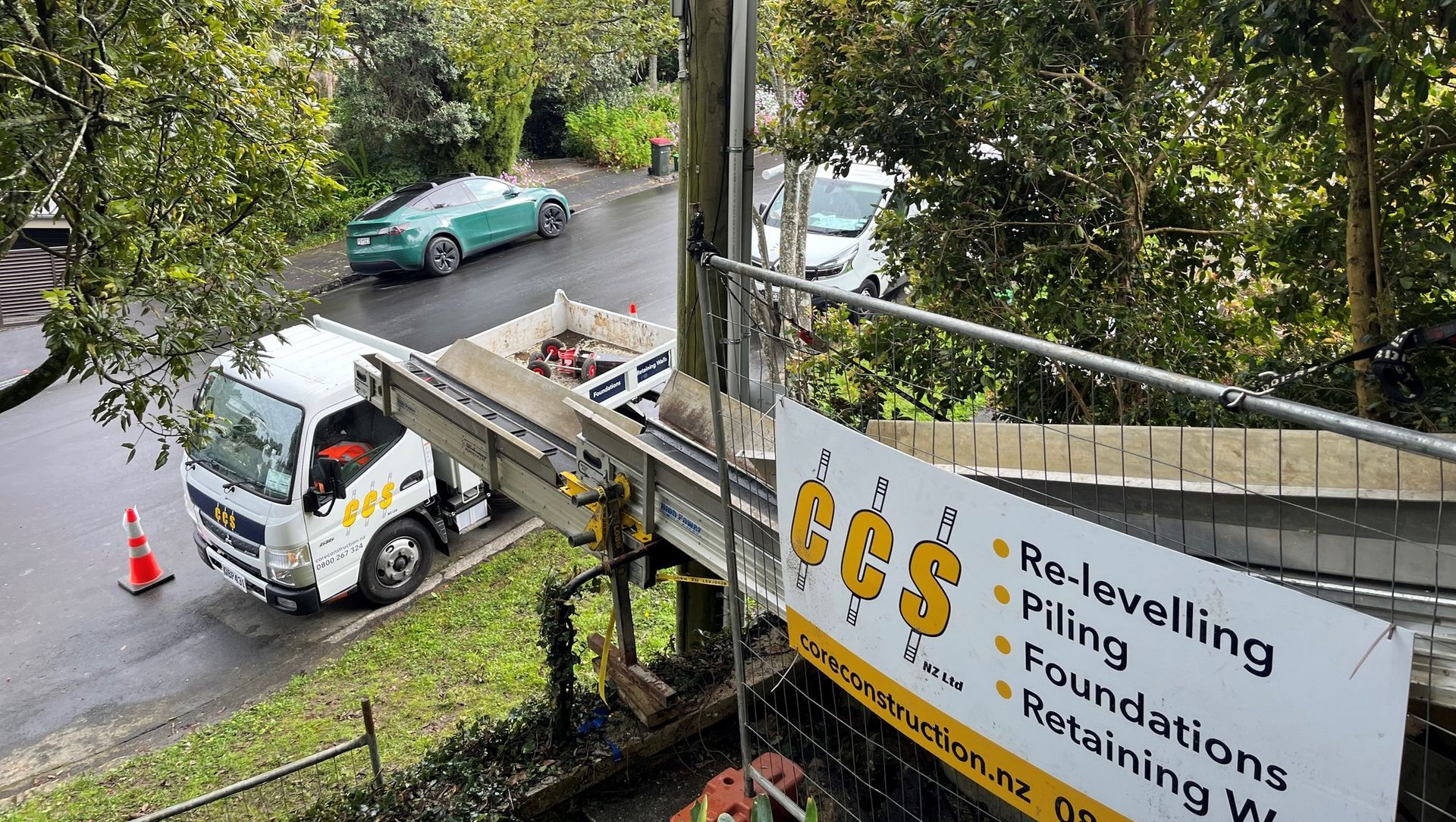 Tohunga Crescent, Parnell - Full House Re-levelling, Re-piling, Retaining and Basement work banner