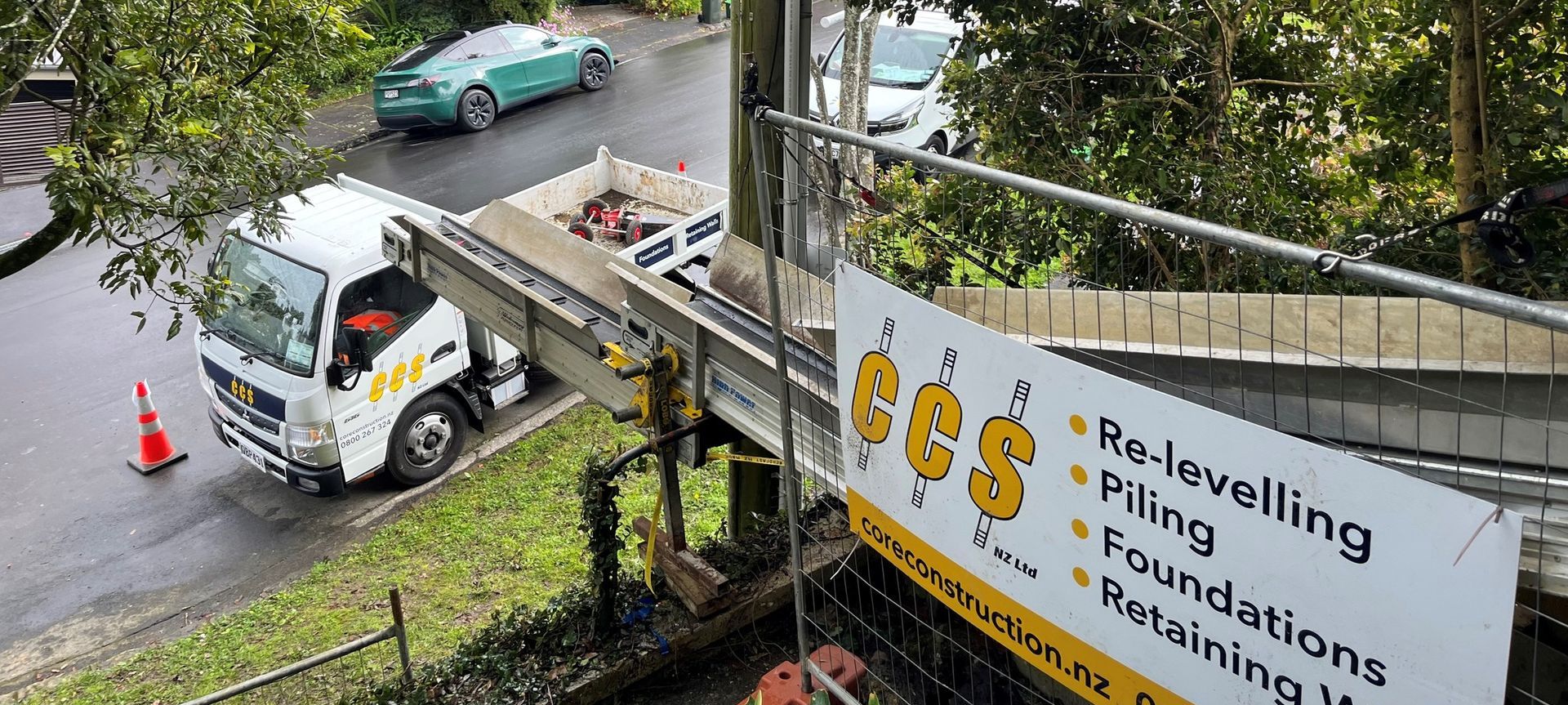 Tohunga Crescent, Parnell - Full House Re-levelling, Re-piling, Retaining and Basement work banner