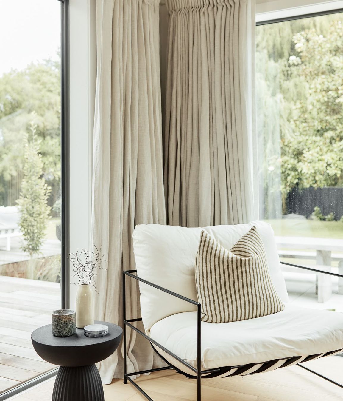 sittingrm-1-2.jpg