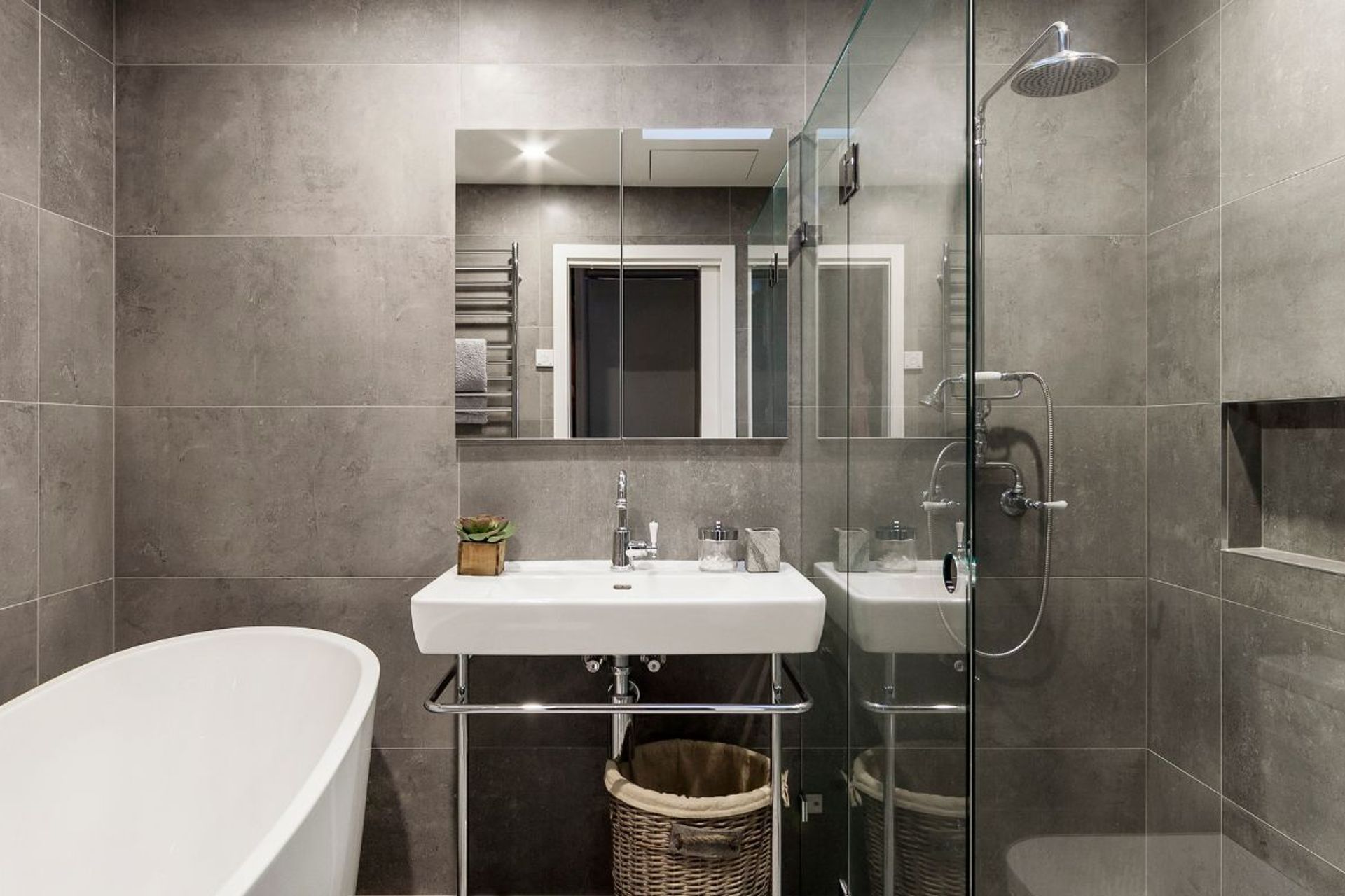 Albert Park, Danks St