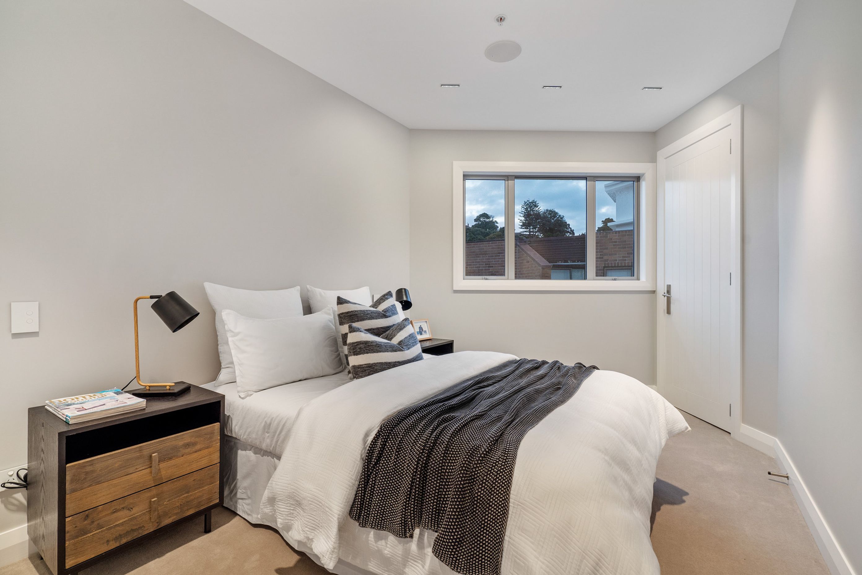 Tamaki Drive Apartment