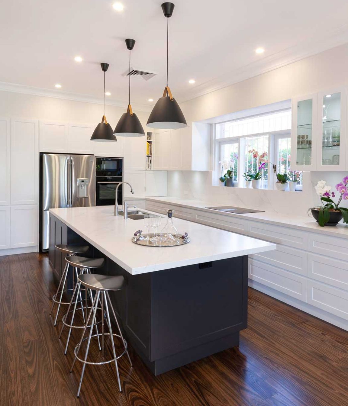 sydney-kitchen-design-dulux-classic-shaker-kitchen-cabinets-neff-bora-3.jpg