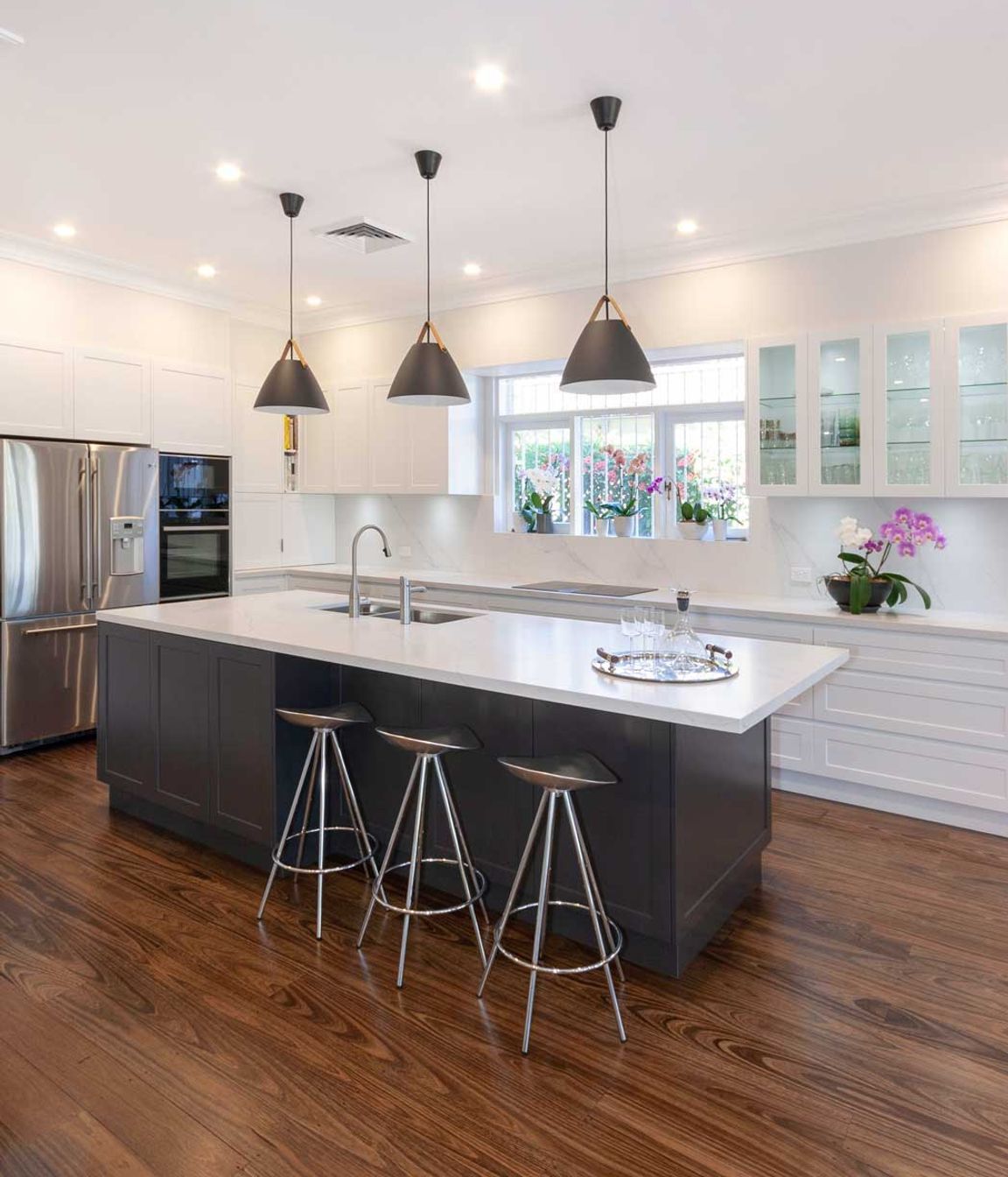 sydney-kitchen-design-dulux-classic-shaker-kitchen-cabinets-neff-bora-6.jpg