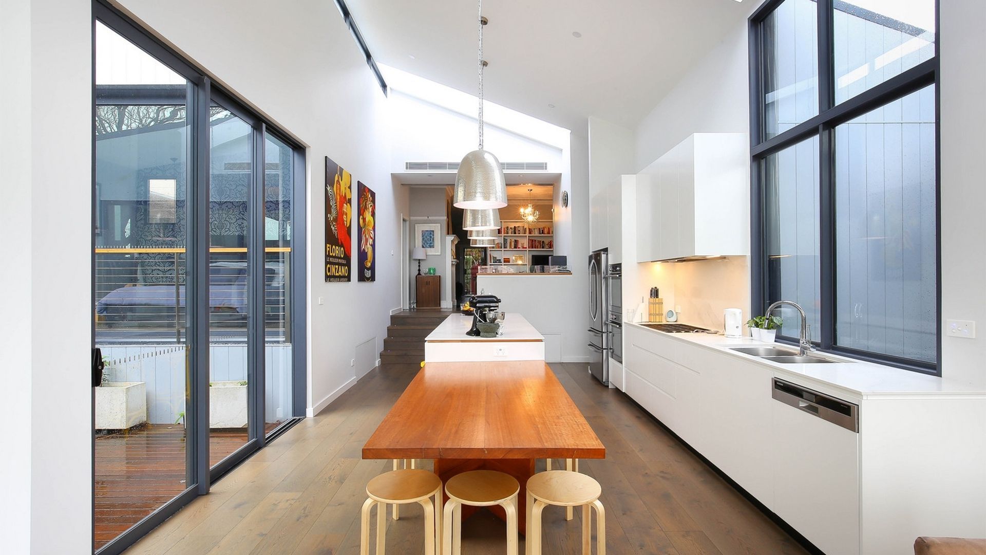 AWARD WINNER | The Courtyard House banner