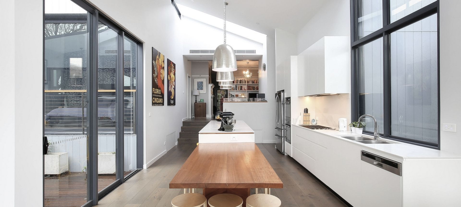 AWARD WINNER | The Courtyard House banner
