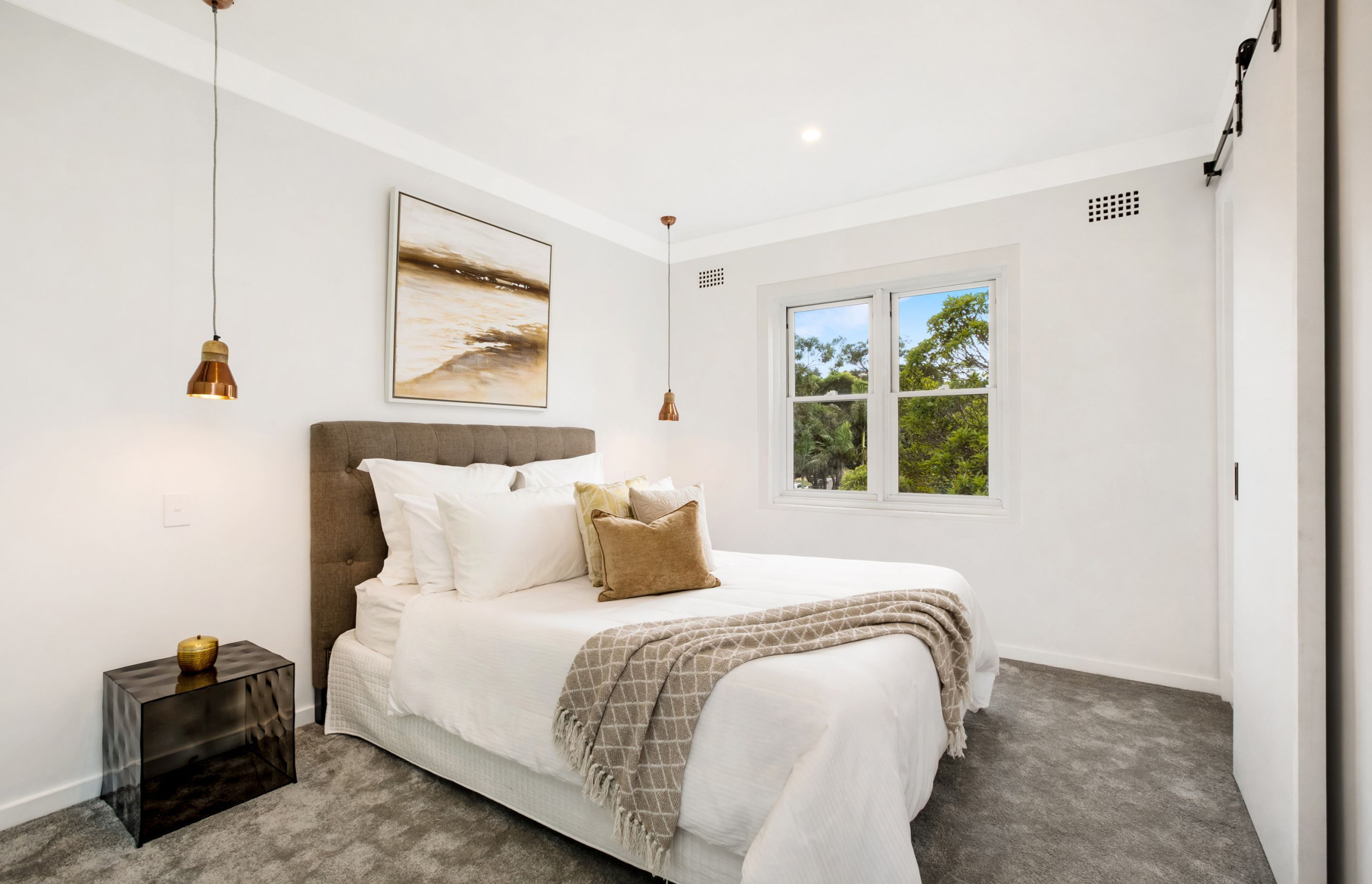 The Dover Apartment / Rose Bay