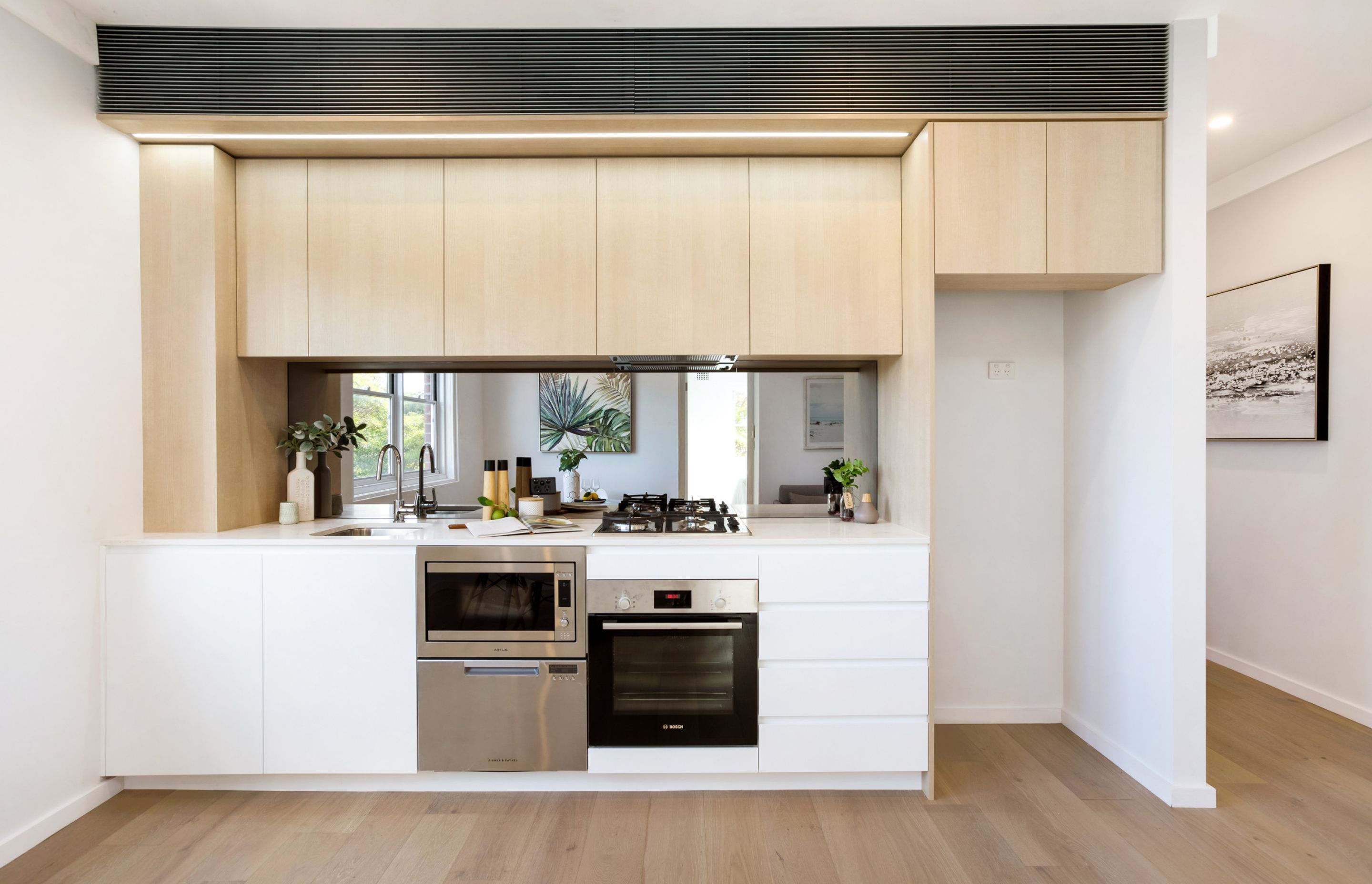 The Dover Apartment / Rose Bay