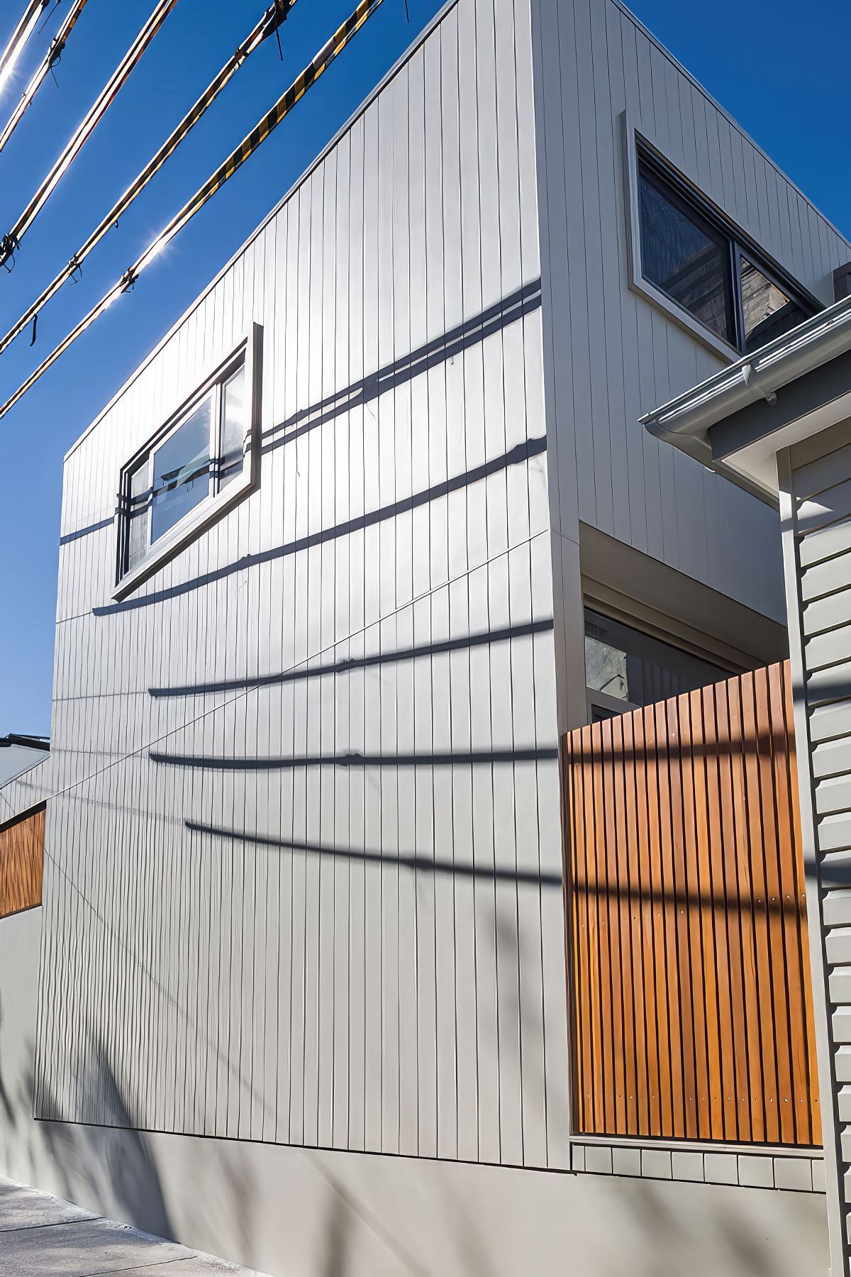 up52-Reynolds-St-Balmain-Image-07-600x1000-fix-standard-scale-200x.jpg
