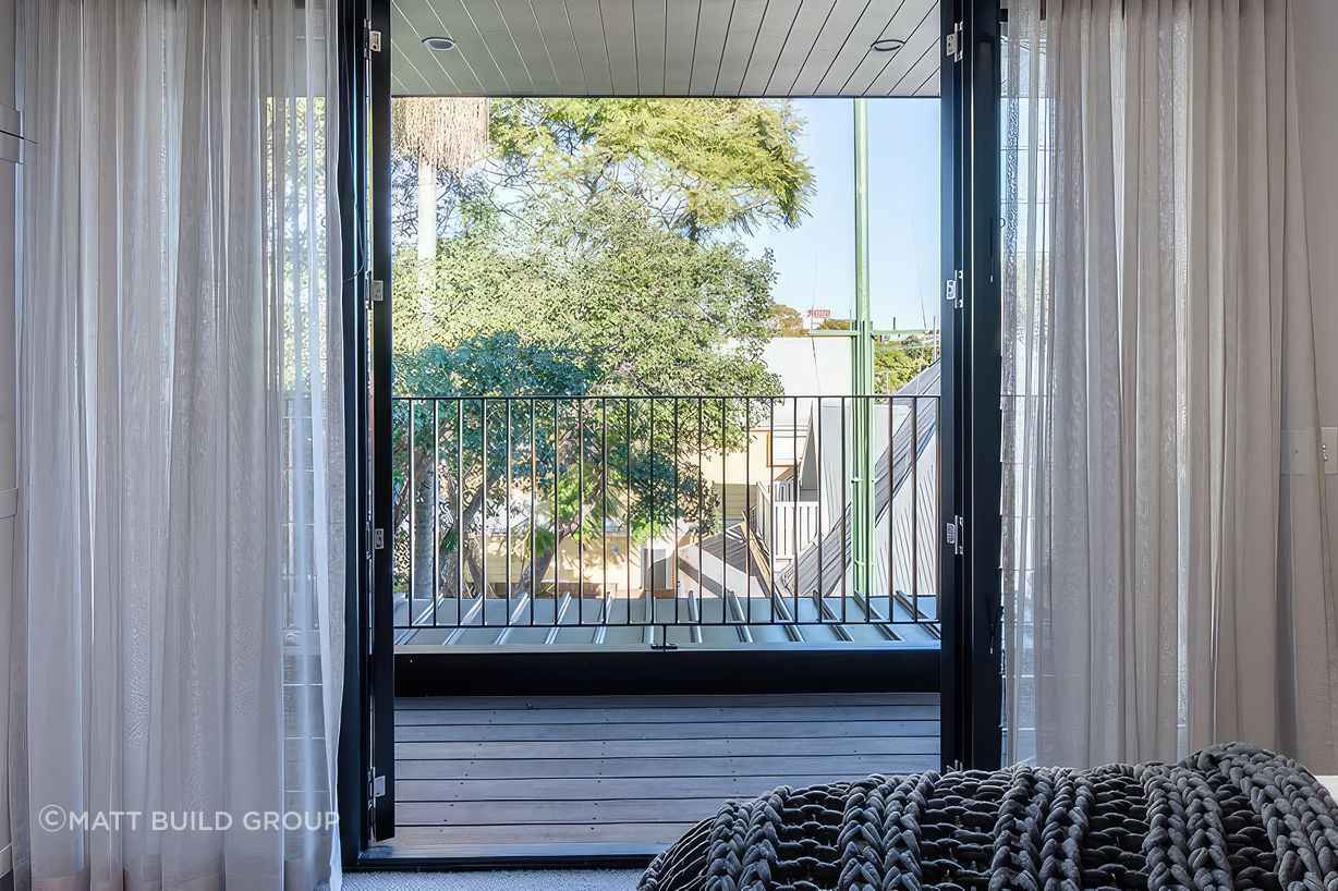 up55-Rowntree-Street-Birchgrove-1000x600-Image-44-fix-standard-scale-200x.jpg