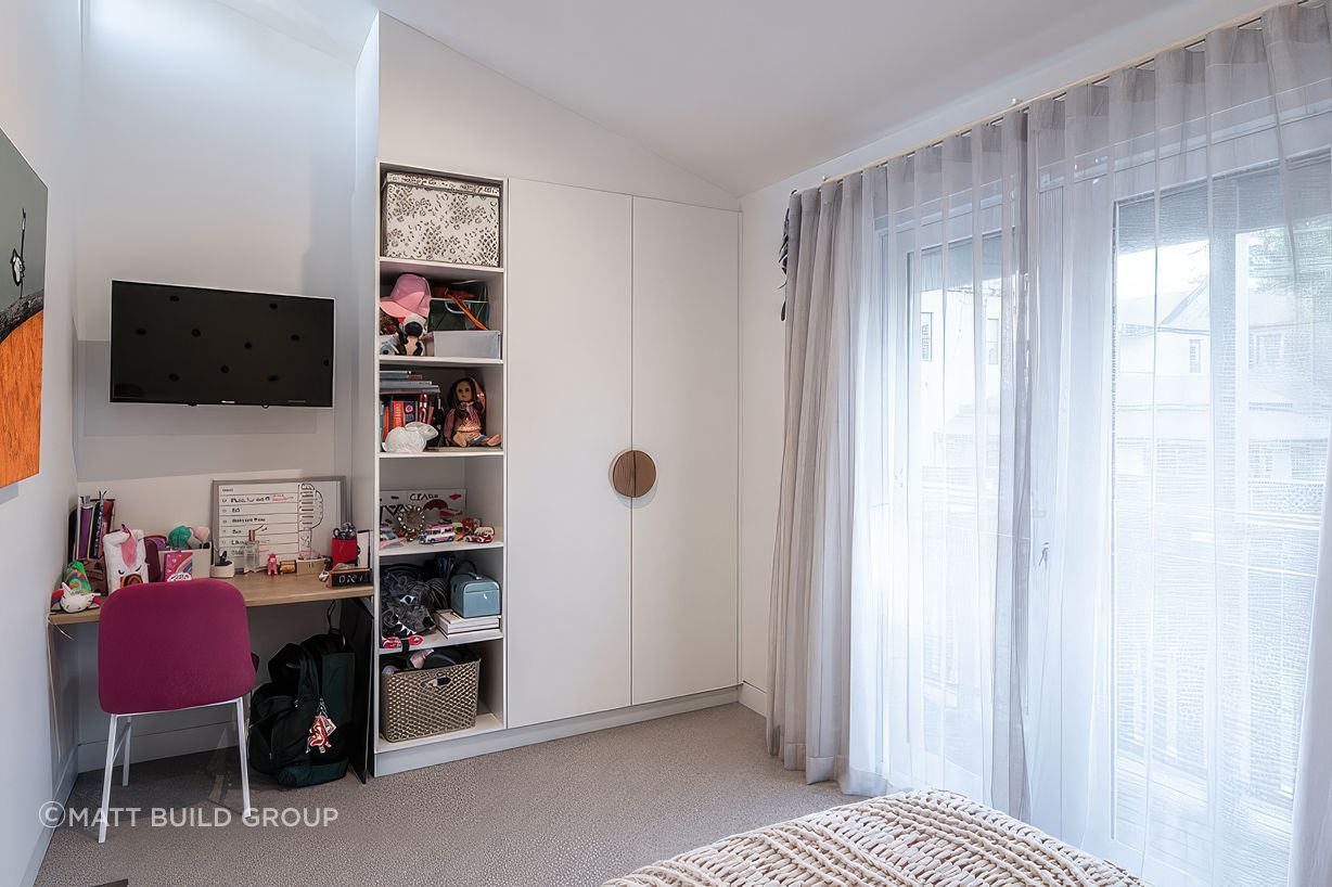 up55-Rowntree-Street-Birchgrove-1000x600-Image-54-fix-standard-scale-200x.jpg