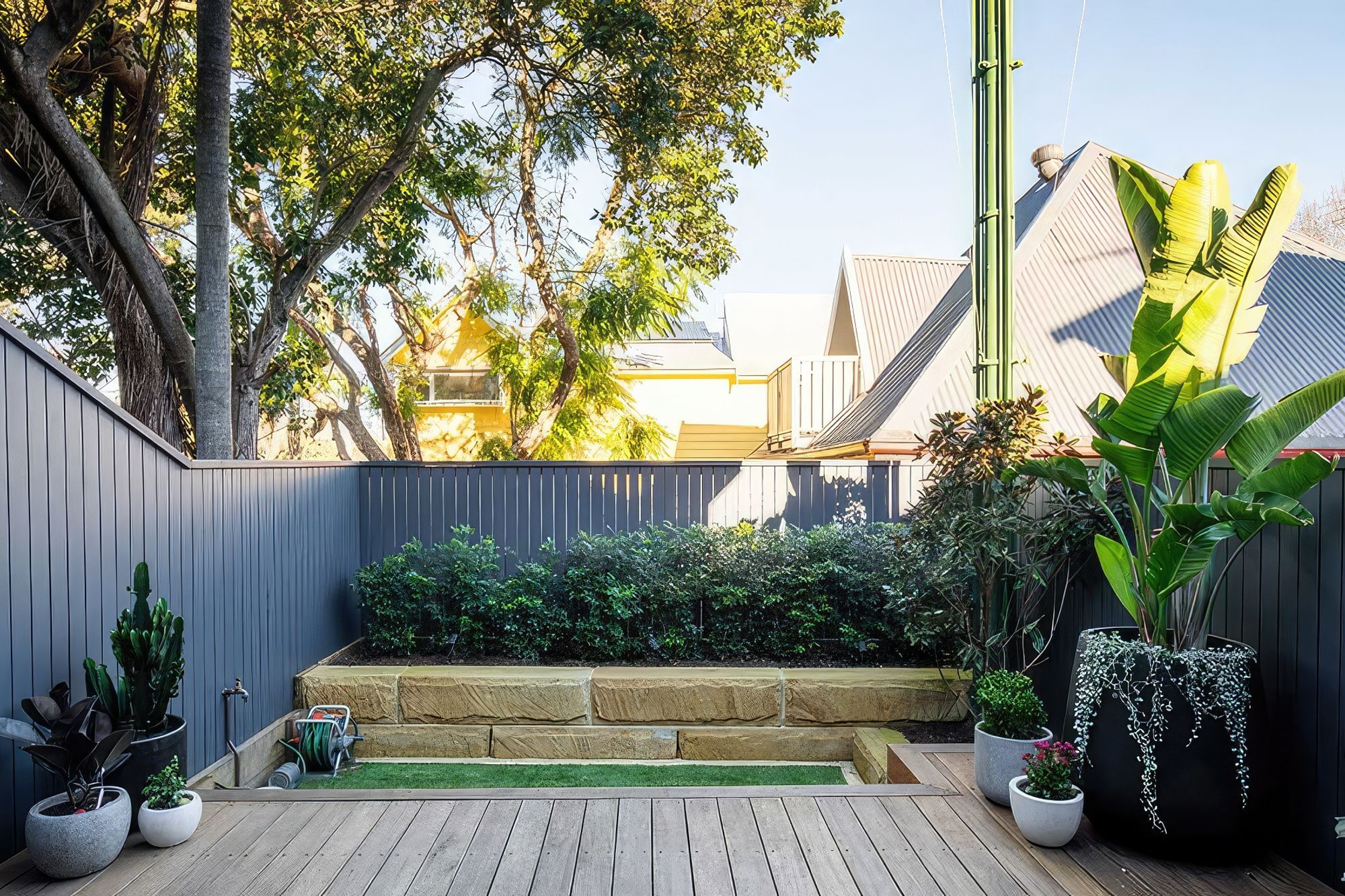 up55-Rowntree-Street-Birchgrove-1000x600-Image-58-fix-standard-scale-200x.jpg