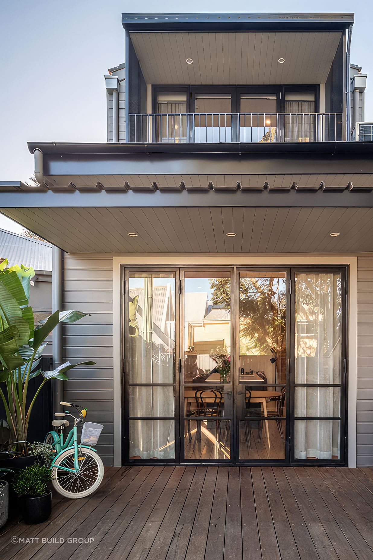 up55-Rowntree-Street-Birchgrove-600x1000-Image-59-fix-standard-scale-200x.jpg