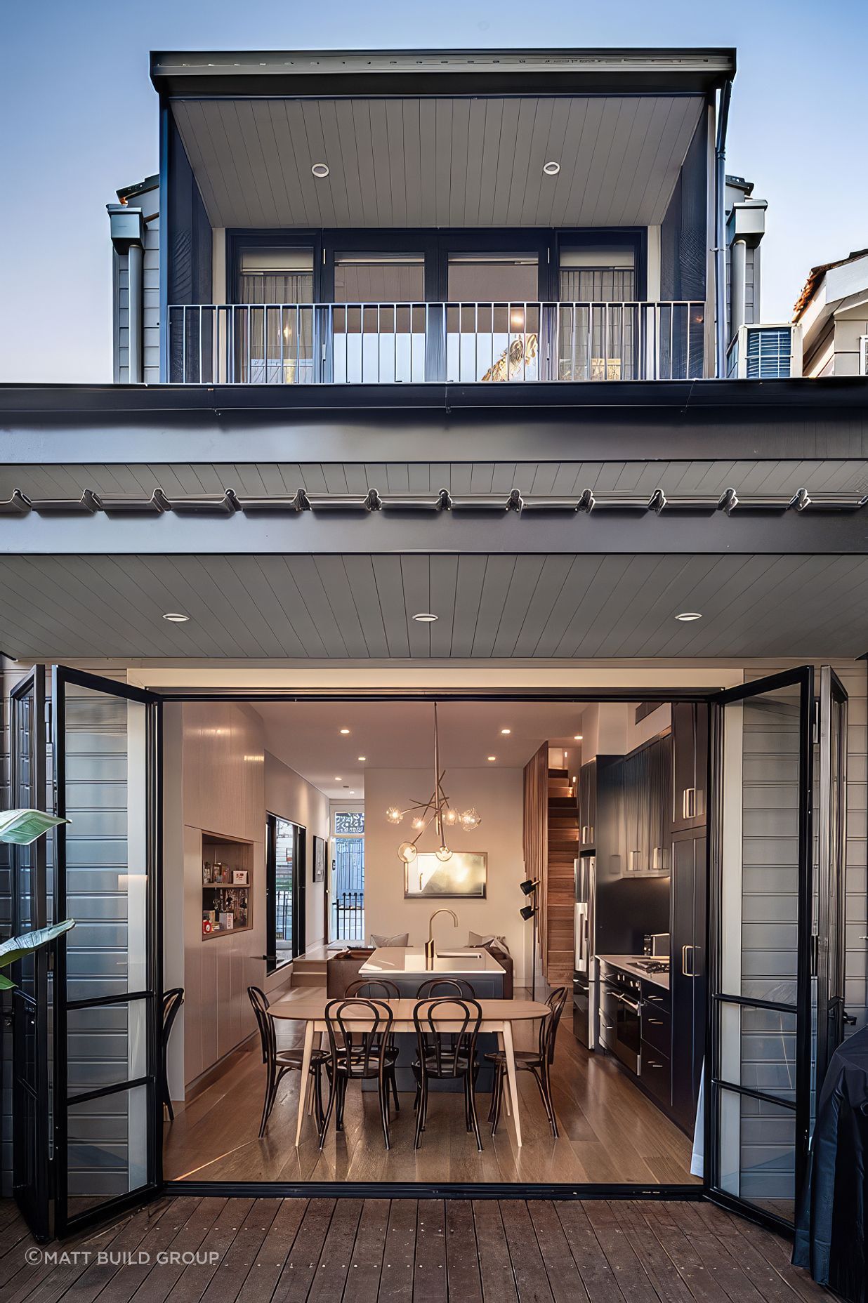 up55-Rowntree-Street-Birchgrove-600x1000-Image-64-fix-standard-scale-200x.jpg