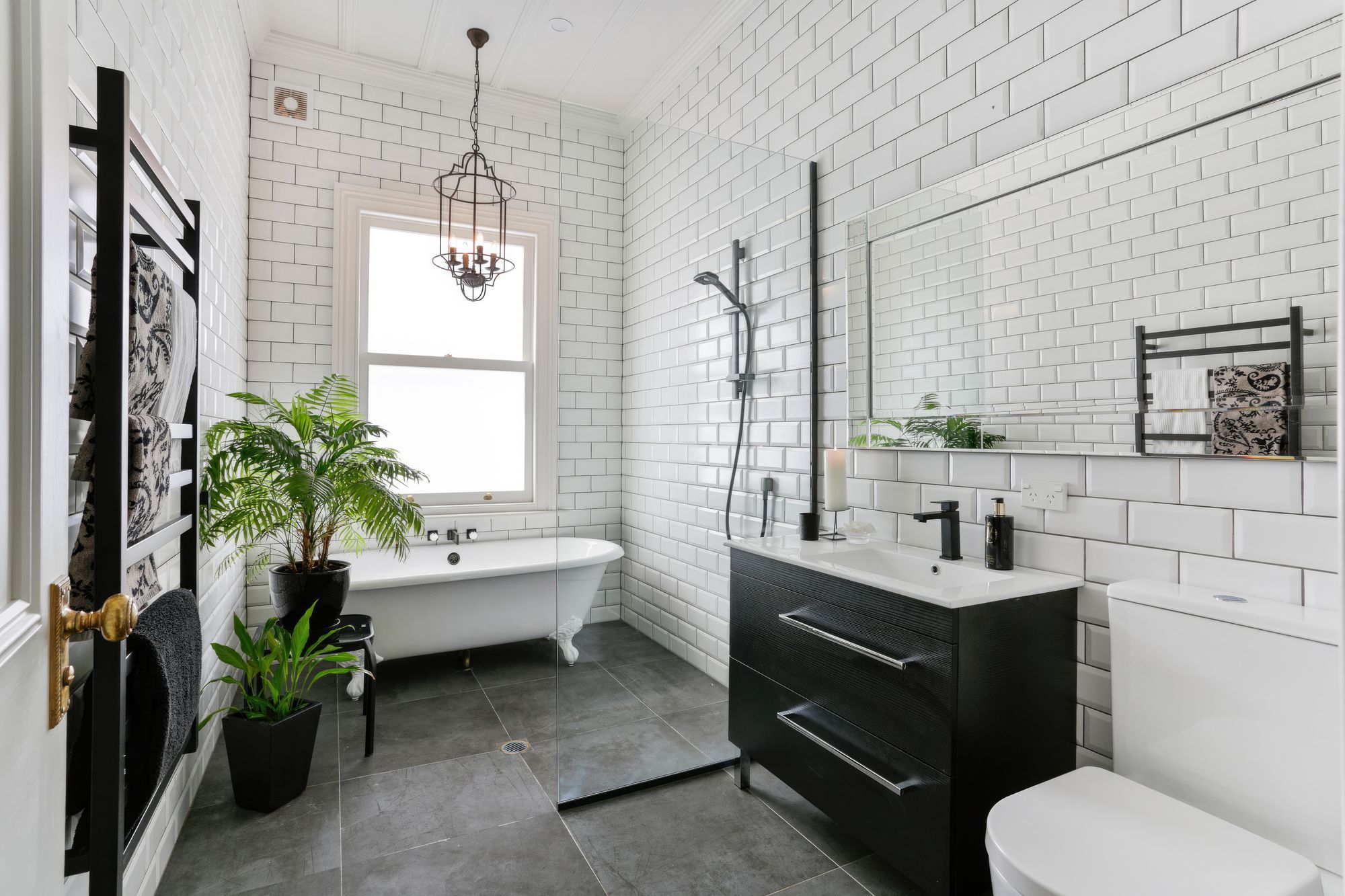 up78A3089-Ponsonby-Villa-2-fix-standard-scale-150x.jpg
