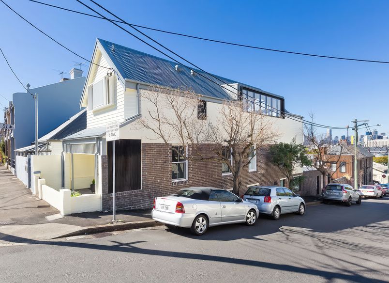 A Modern Twist - Rozelle