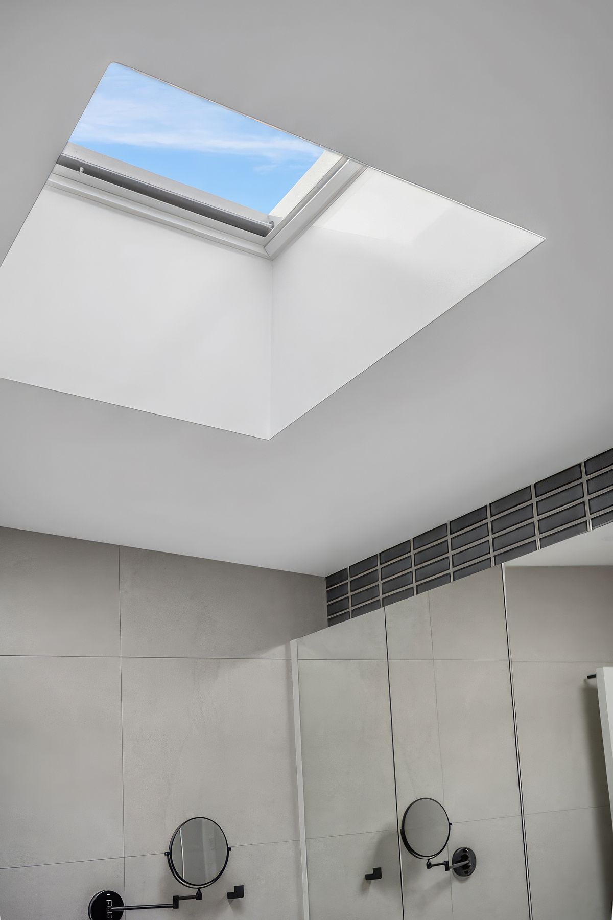 upGallery-Bathroom-Renovation-Beachlands-Skylight-fix-standard-scale-200x.jpg