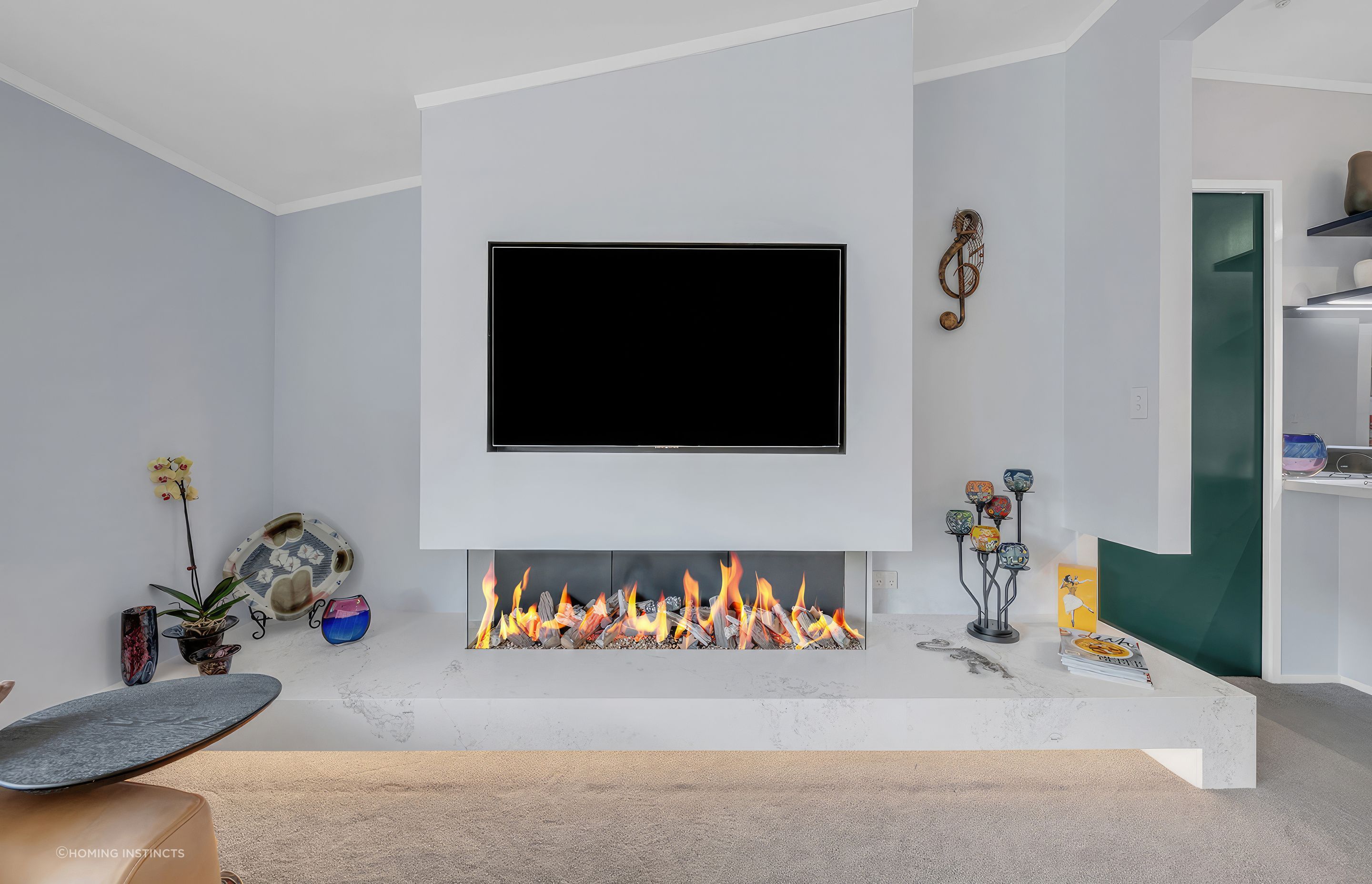 upGallery-Lounge-gas-Fireplace-Beachlands-fix-standard-scale-200x.jpg