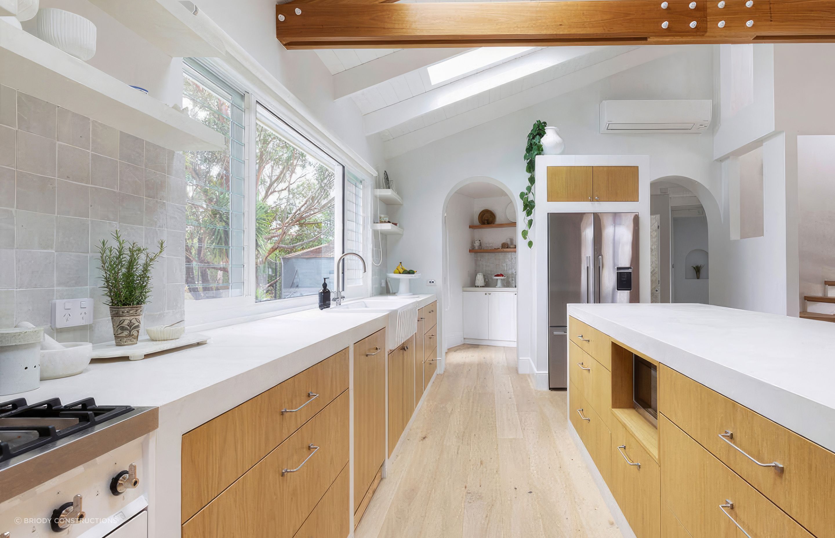 upKitchen-2-e1690766865486-1000x700-fix-standard-scale-400x.jpg