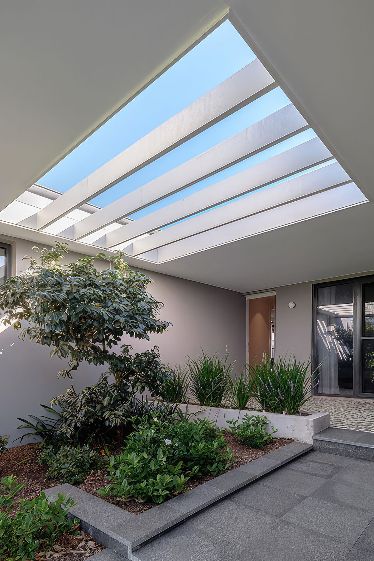 upMATTBUILD-Charles-Street-Oatley-Main-Slider-Image-1-560x800-1-fix-standard-scale-200x.jpg