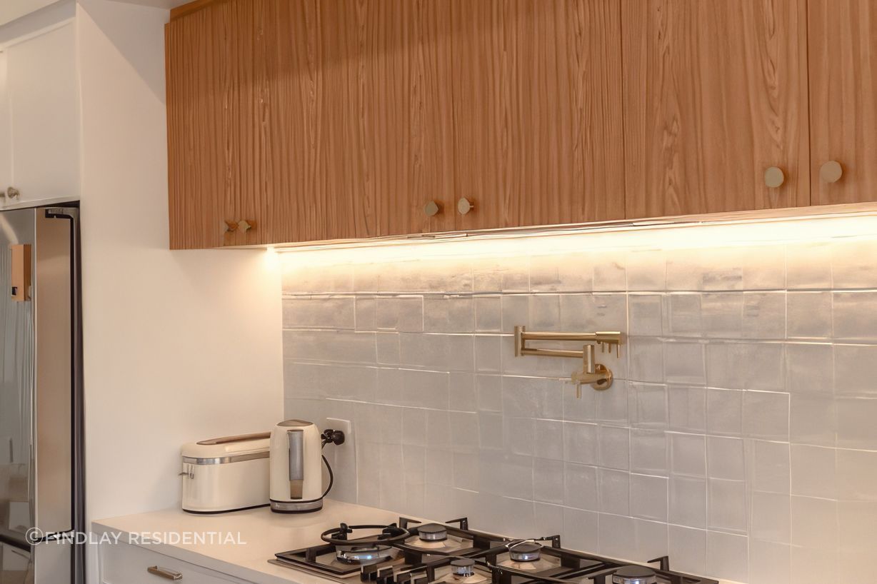 upfindlay-residential-builders-kitchen-renovation-stanmore-bay-mv05Nn4nzGI1RXk8-fix-standard-scale-400x-v2.jpg