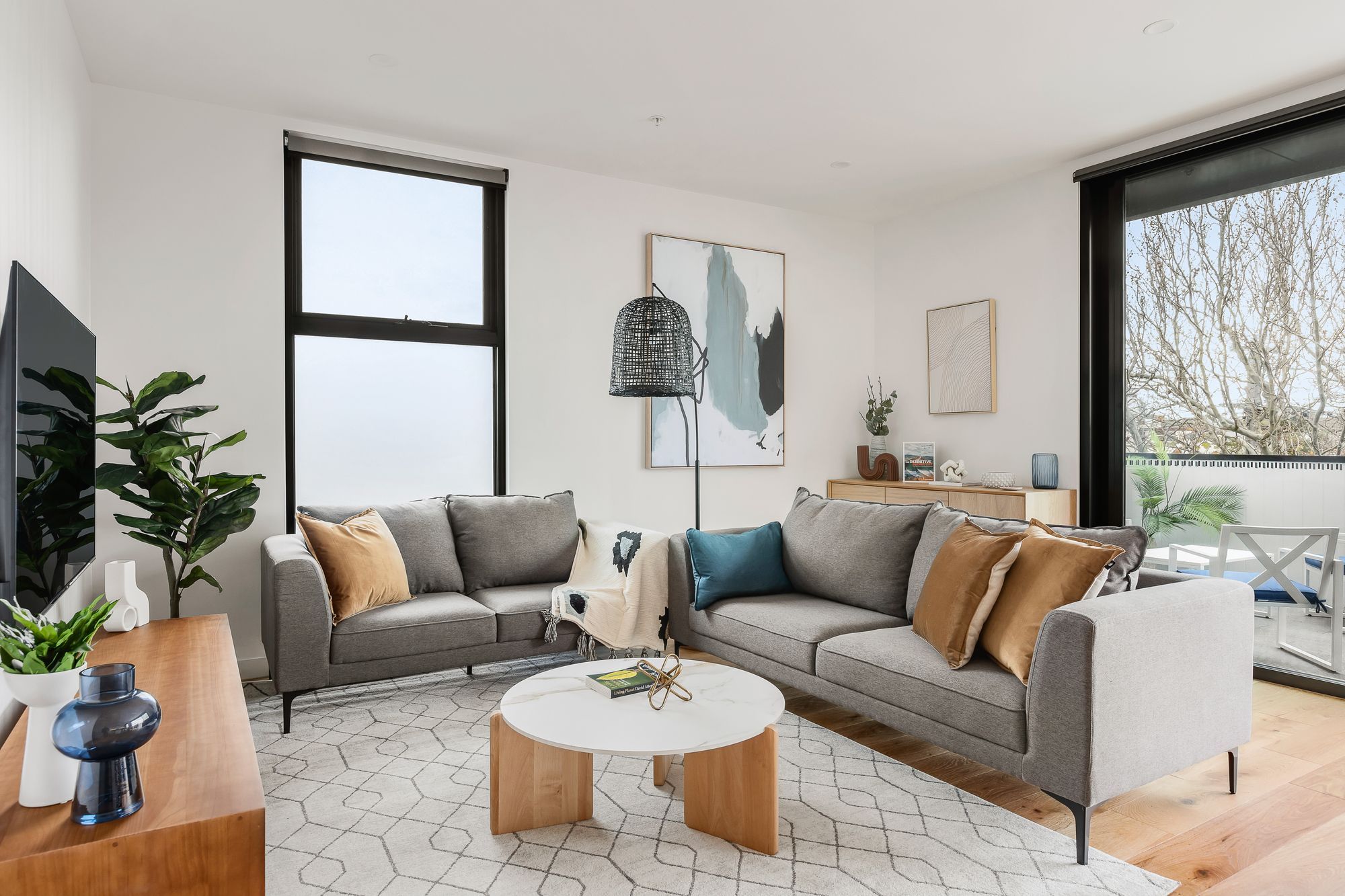 Penthouse Loungeroom