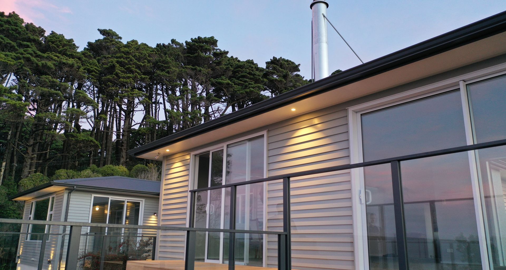 Wadestown banner