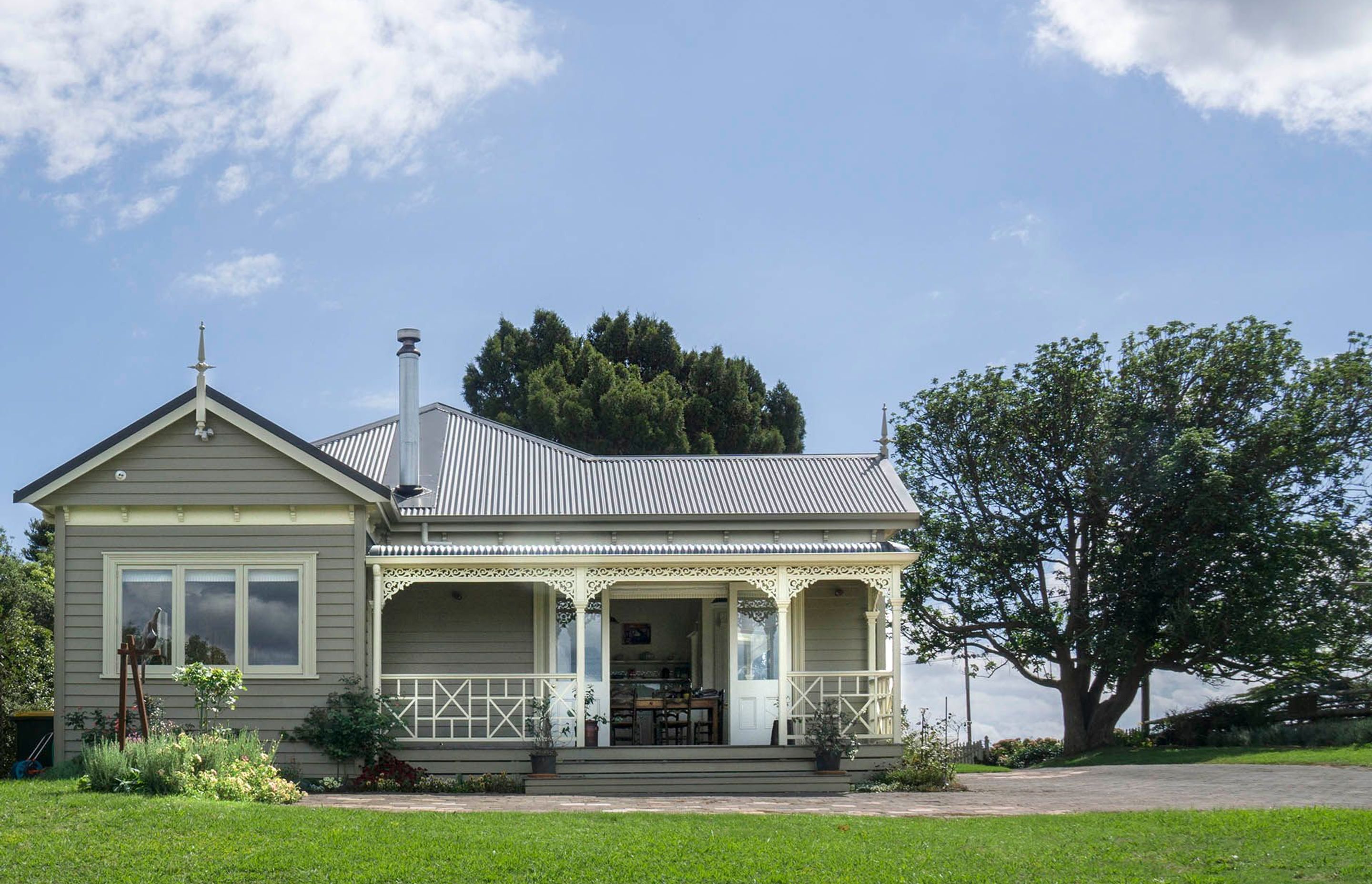 Ormiston Road, Whitford