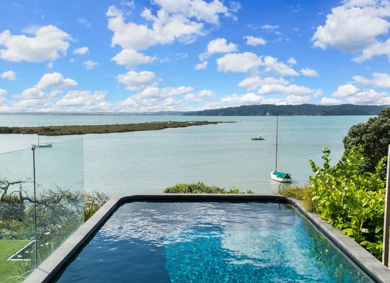 Winsomere Crescent, Westmere