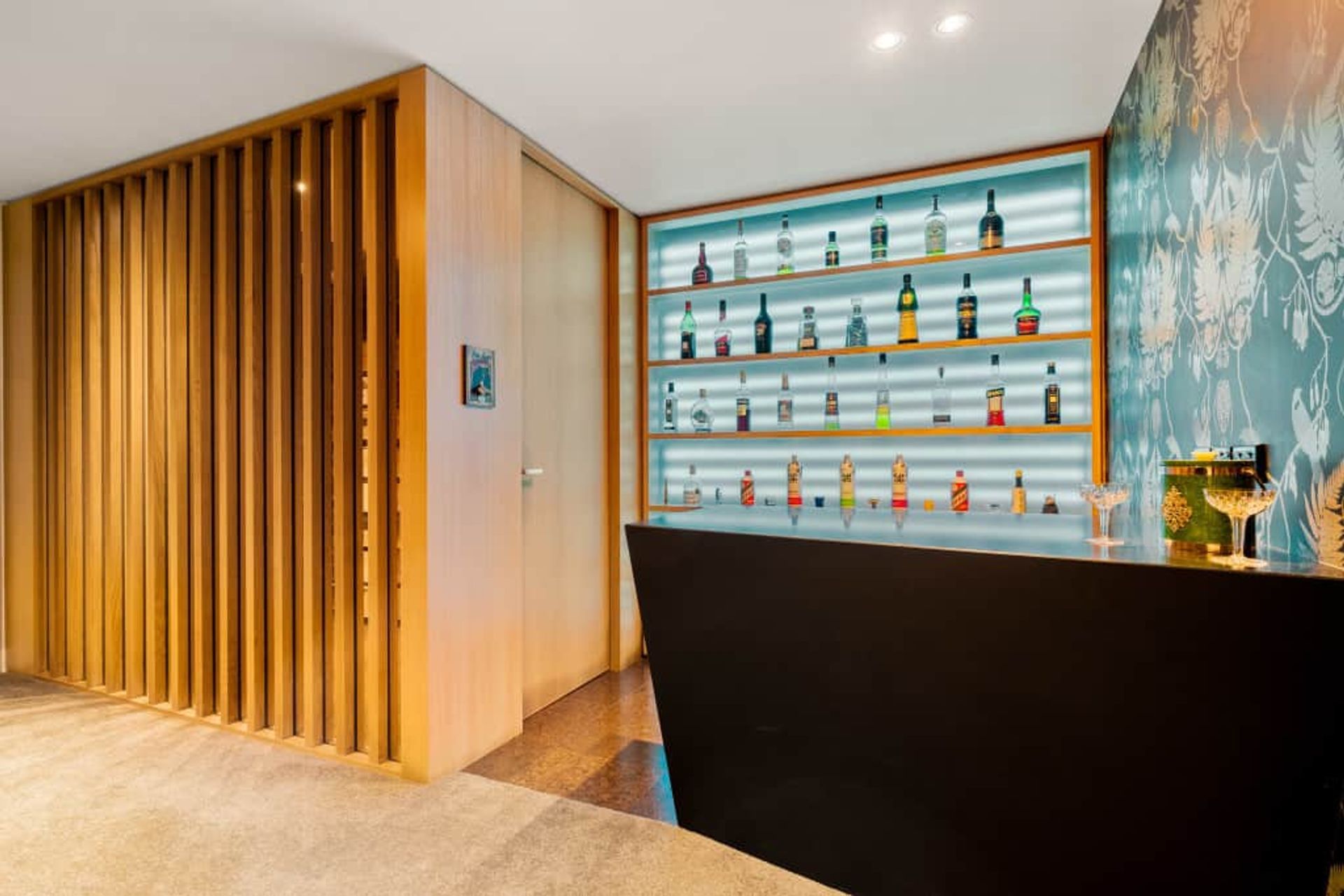 Winsomere Crescent, Westmere