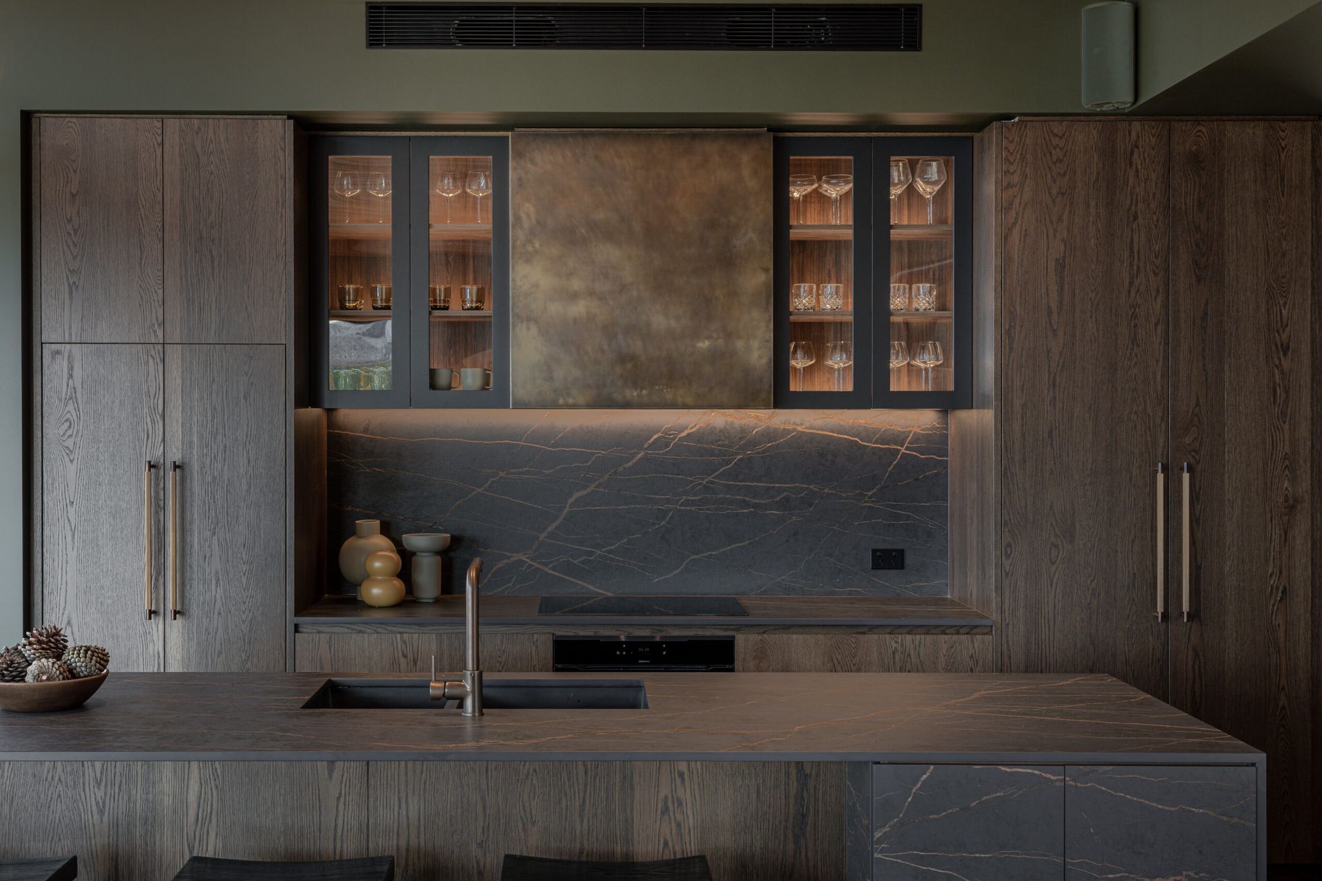 0M5A0761-Laurent-Dekton-Ultra-Compact-20mm-scaled.jpg