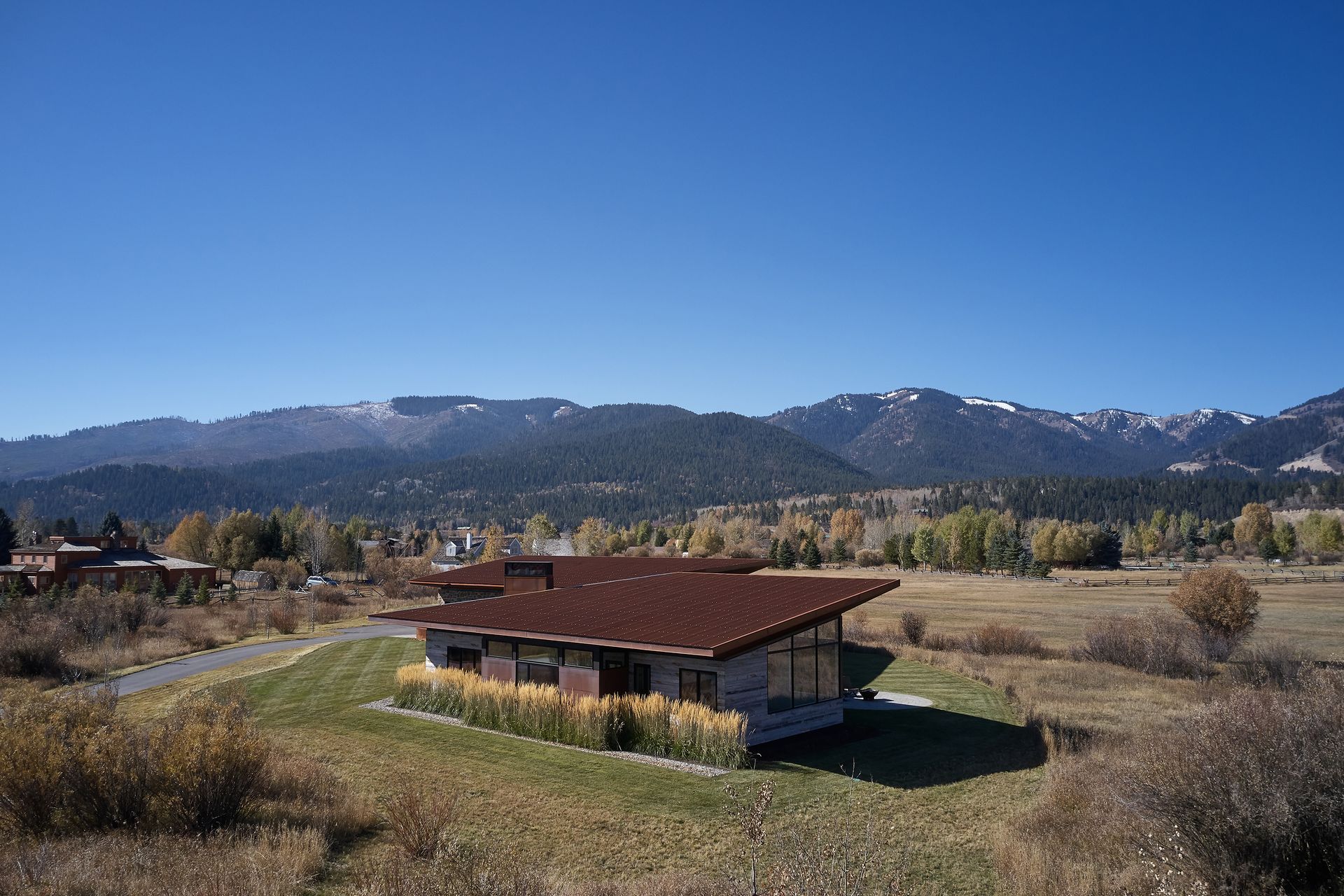 19101613946drone-copy.jpg