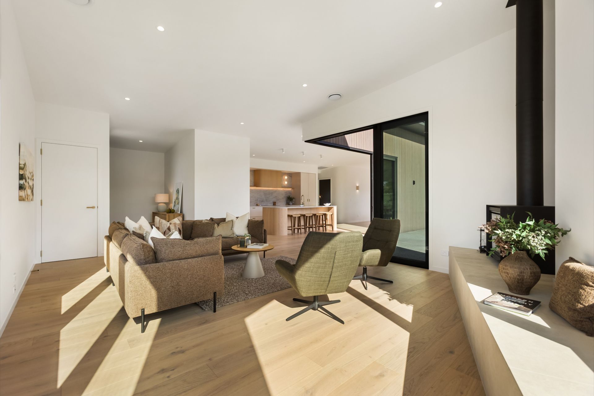 6StoneleighDriveWanaka-27-ap-compressed.jpg