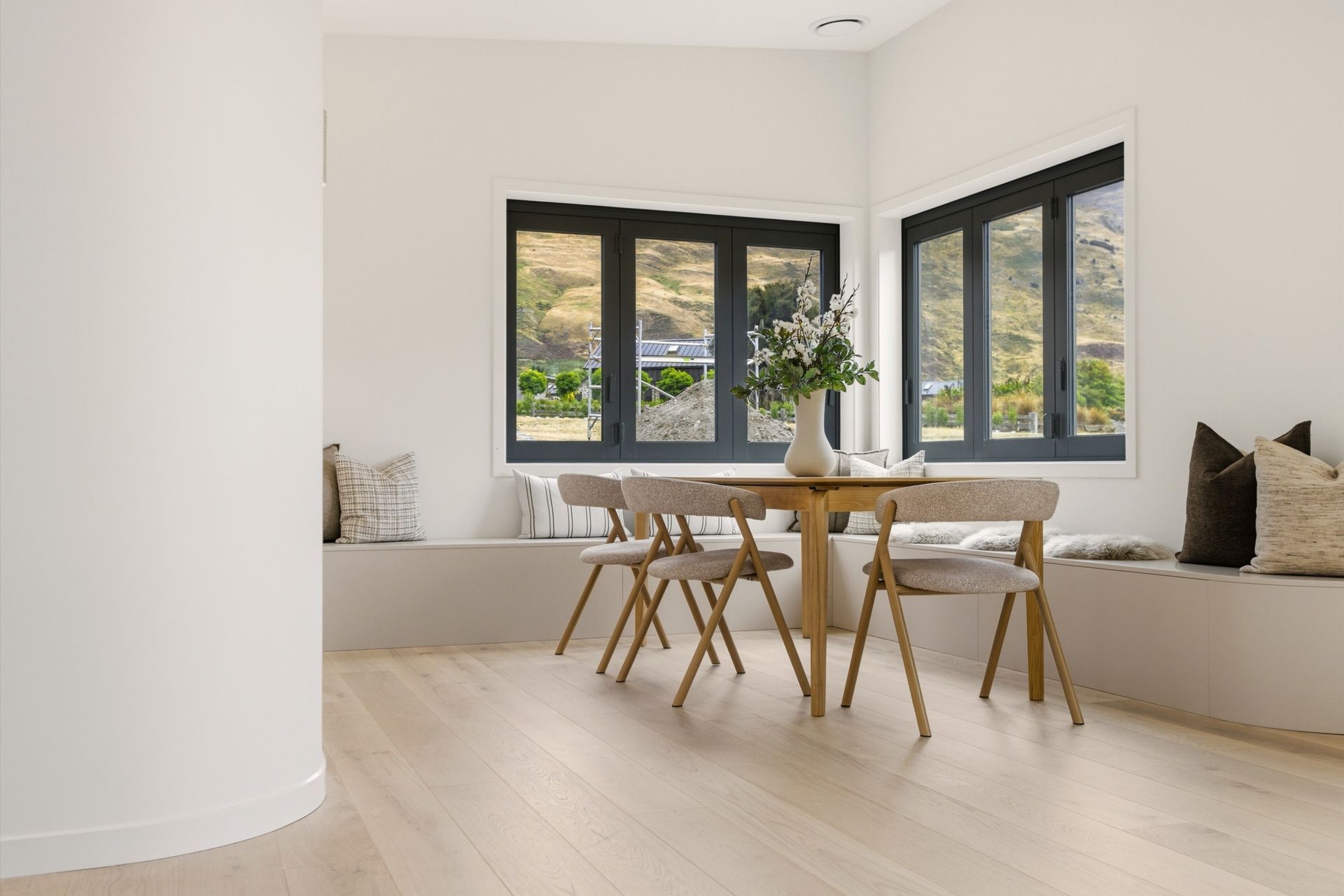 6StoneleighDriveWanaka-Standard-18-ap-compressed.jpg