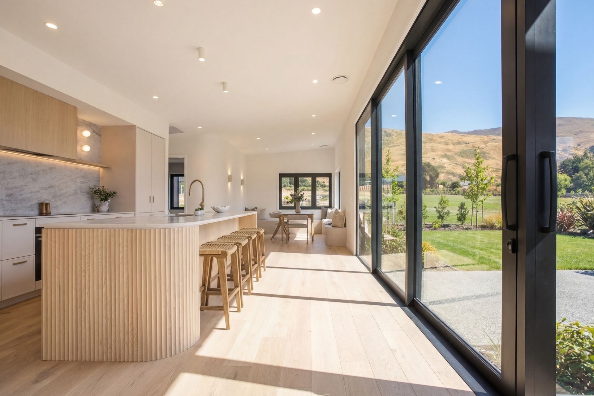 6StoneleighDriveWanaka-StudioProcessed-9-ap-compressed.jpg