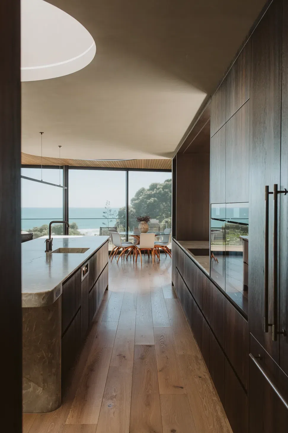 6a20c84234fd4edf8403ce6dProject20Sunset20-20Robusta20Smoked20European20Oak20Timber20Joinery207.webp