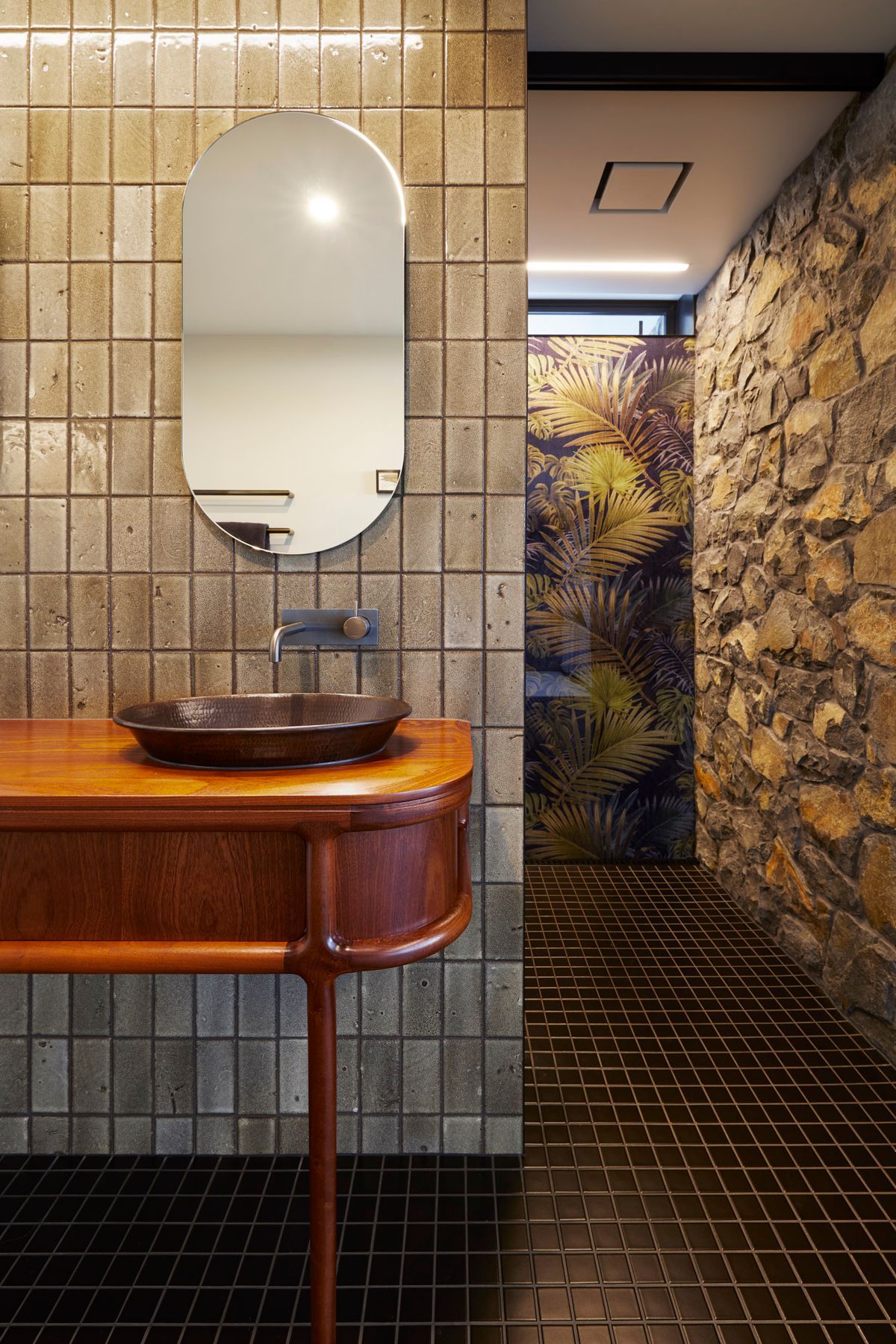 BATHROOM-interiors-v2.jpg