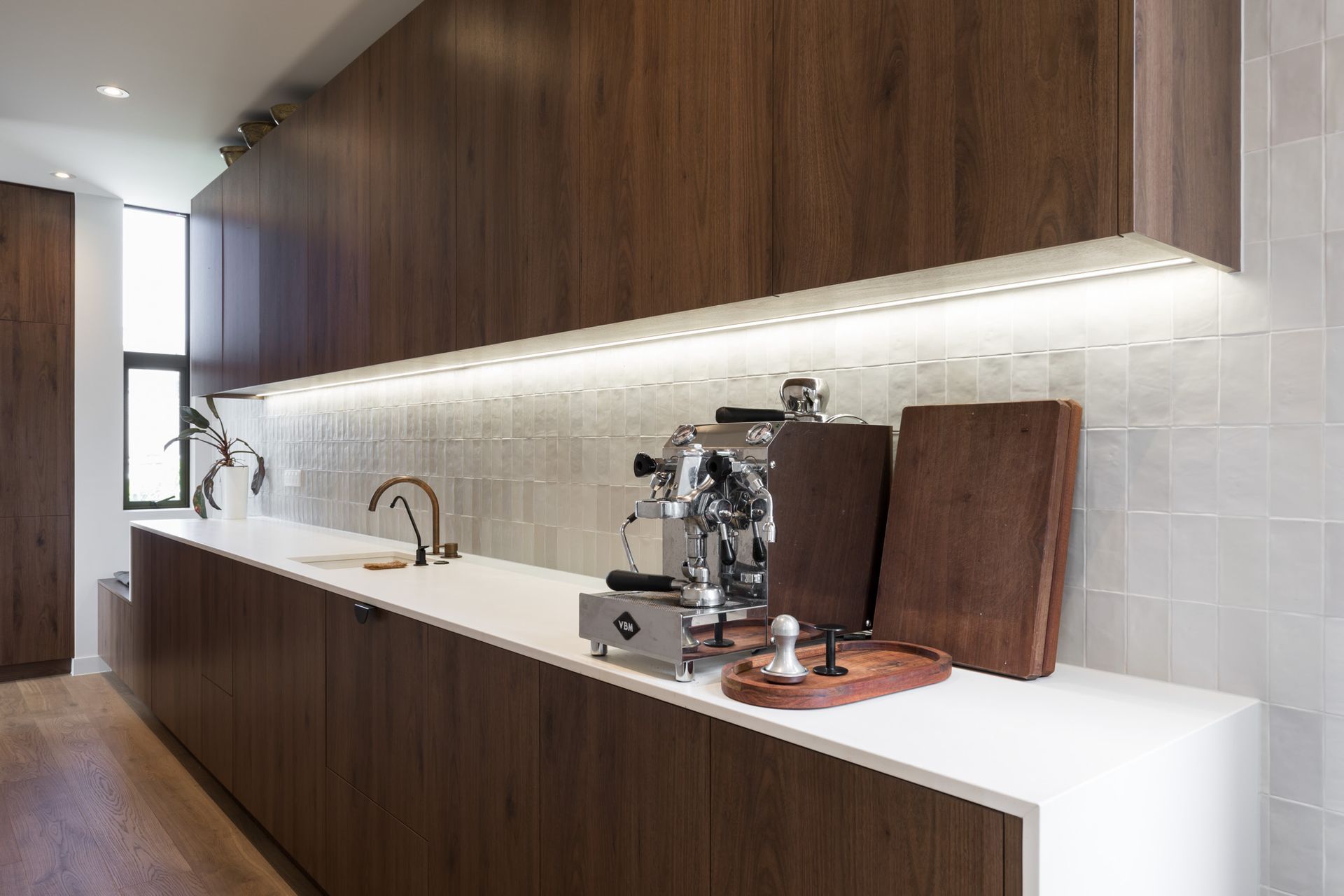 Curved-Copper-Kitchen-Design-10.jpg