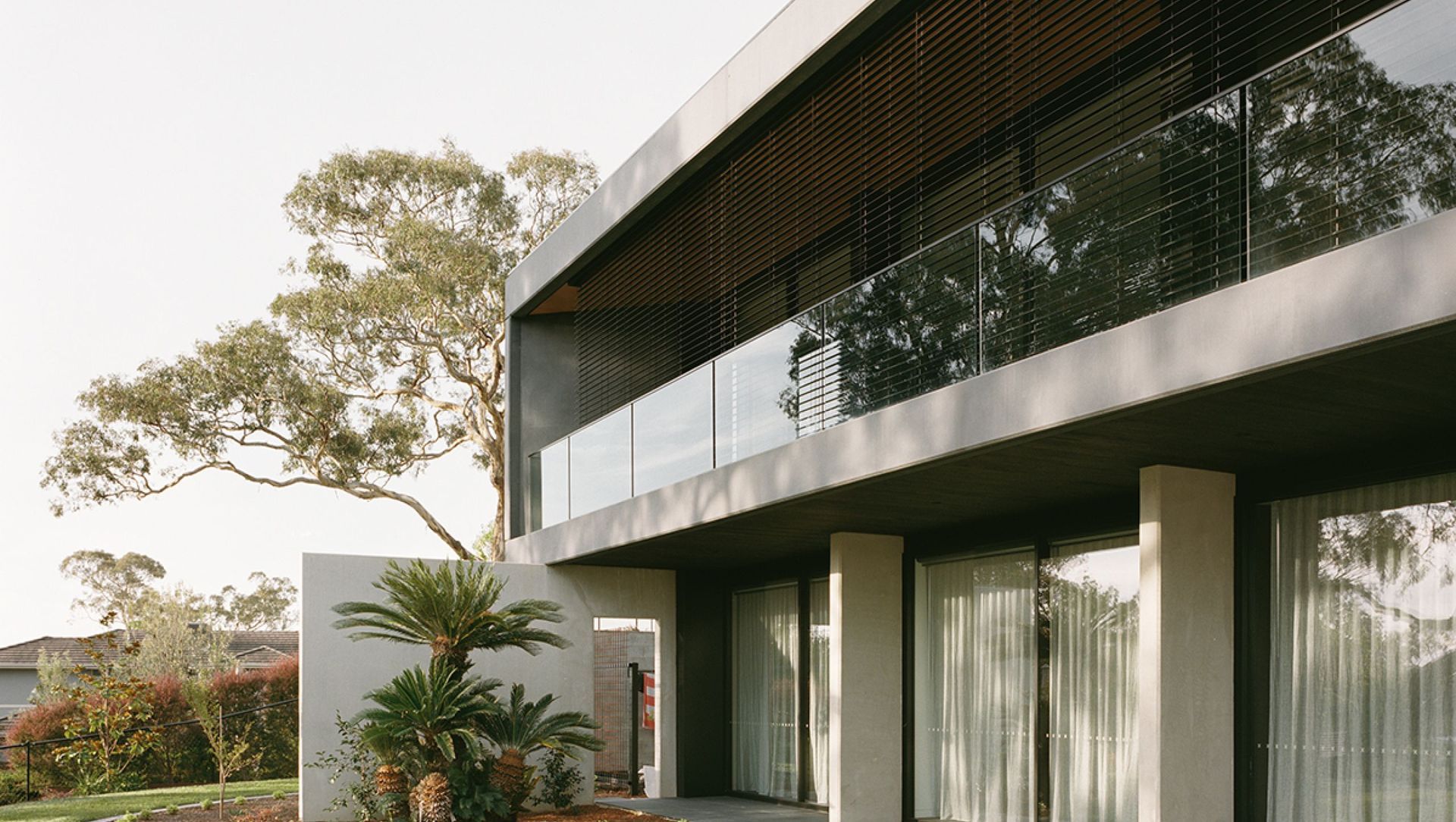 Deakin House banner