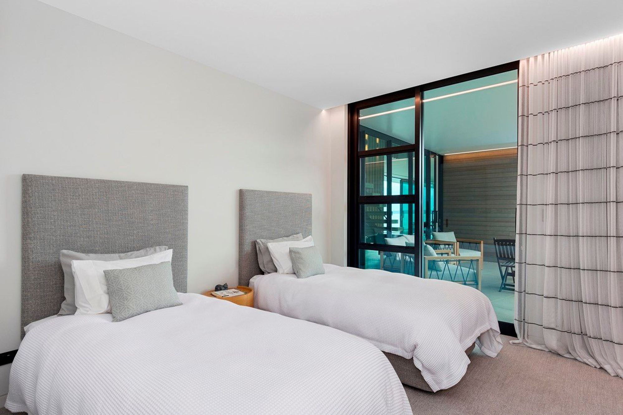 bedroom-interiors.jpg